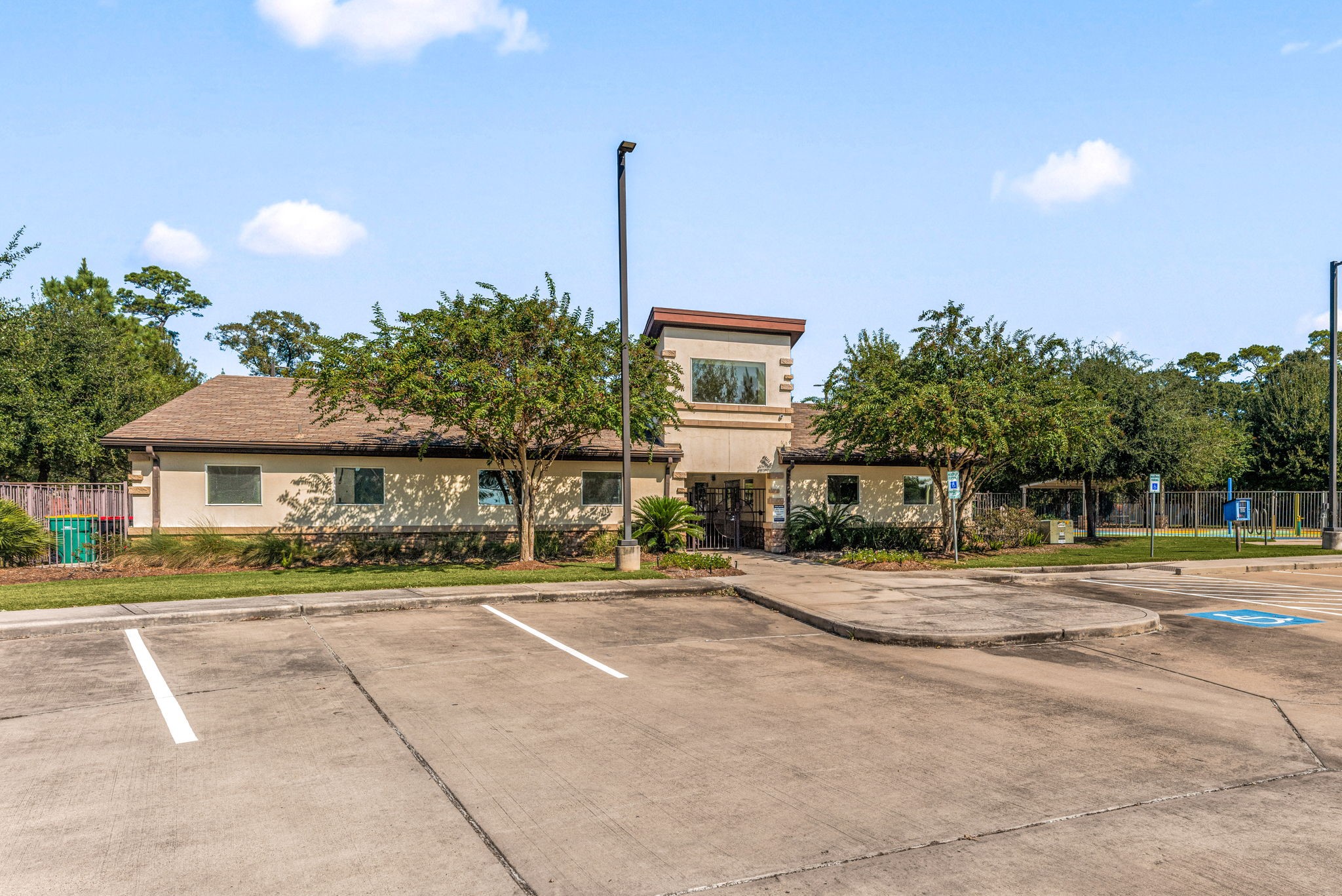 4568 Argonne Woods Drive, Porter, TX 77365