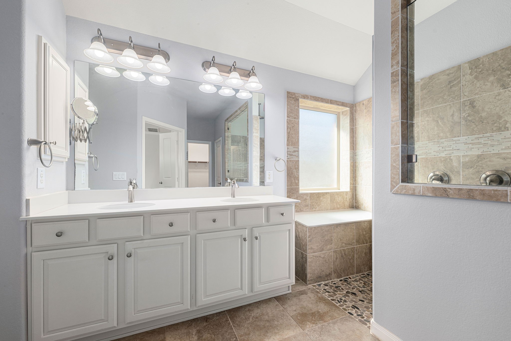 4568 Argonne Woods Drive, Porter, TX 77365