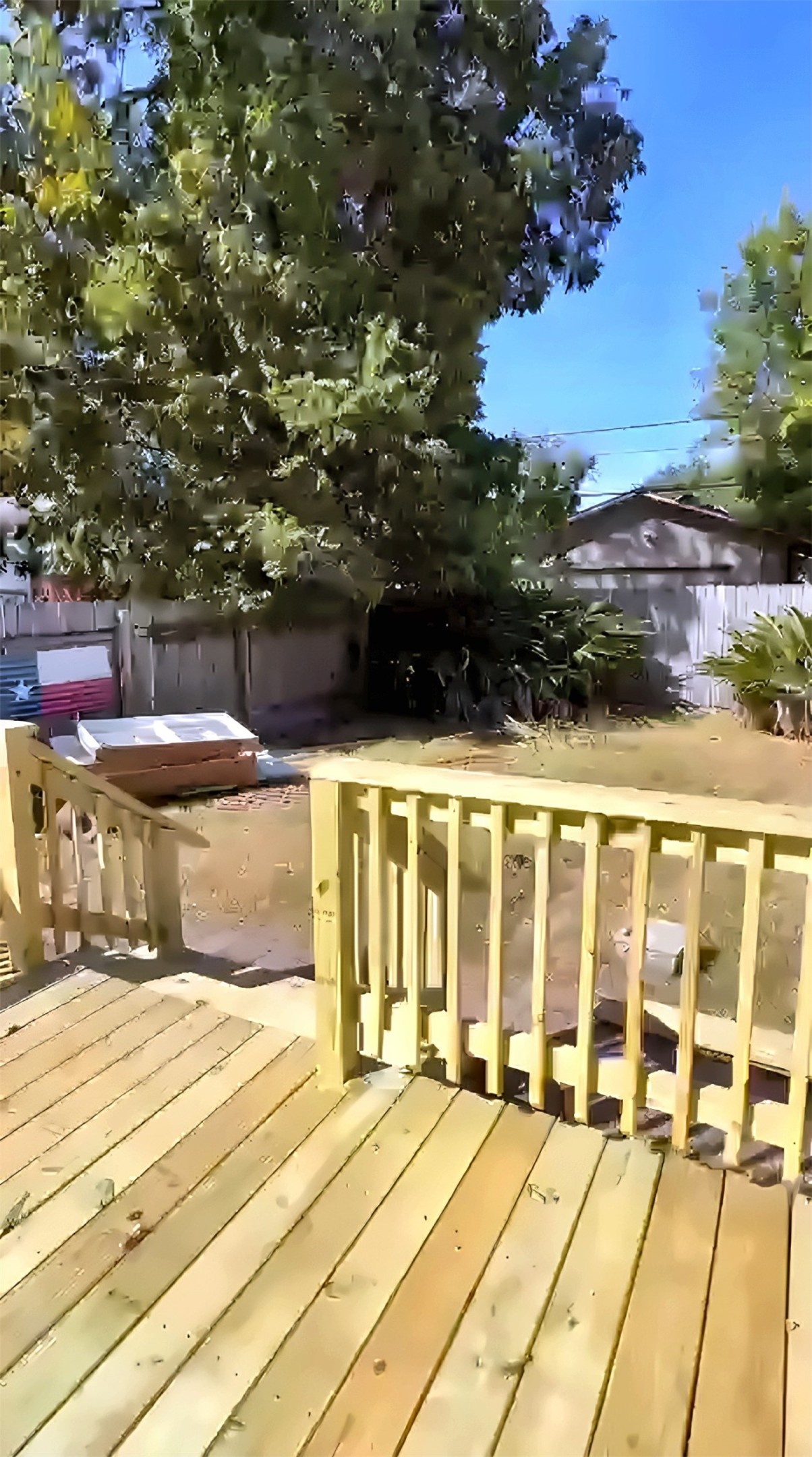 Back deck and fenced yard