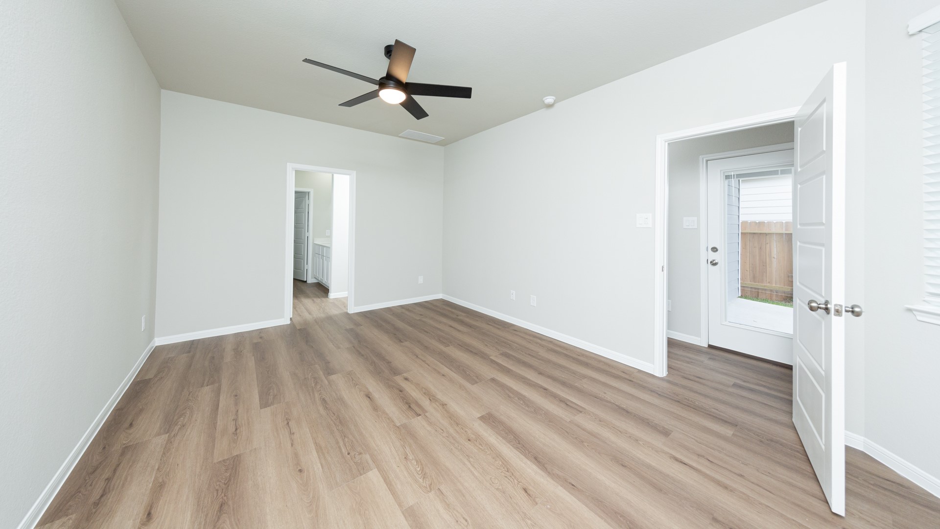 2970 Sir Ian Blake Drive, Conroe, TX 77301