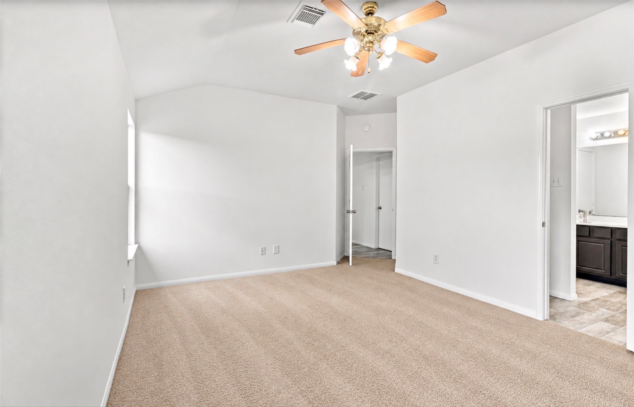 17234 Trace Glen Lane, Houston, TX 77083