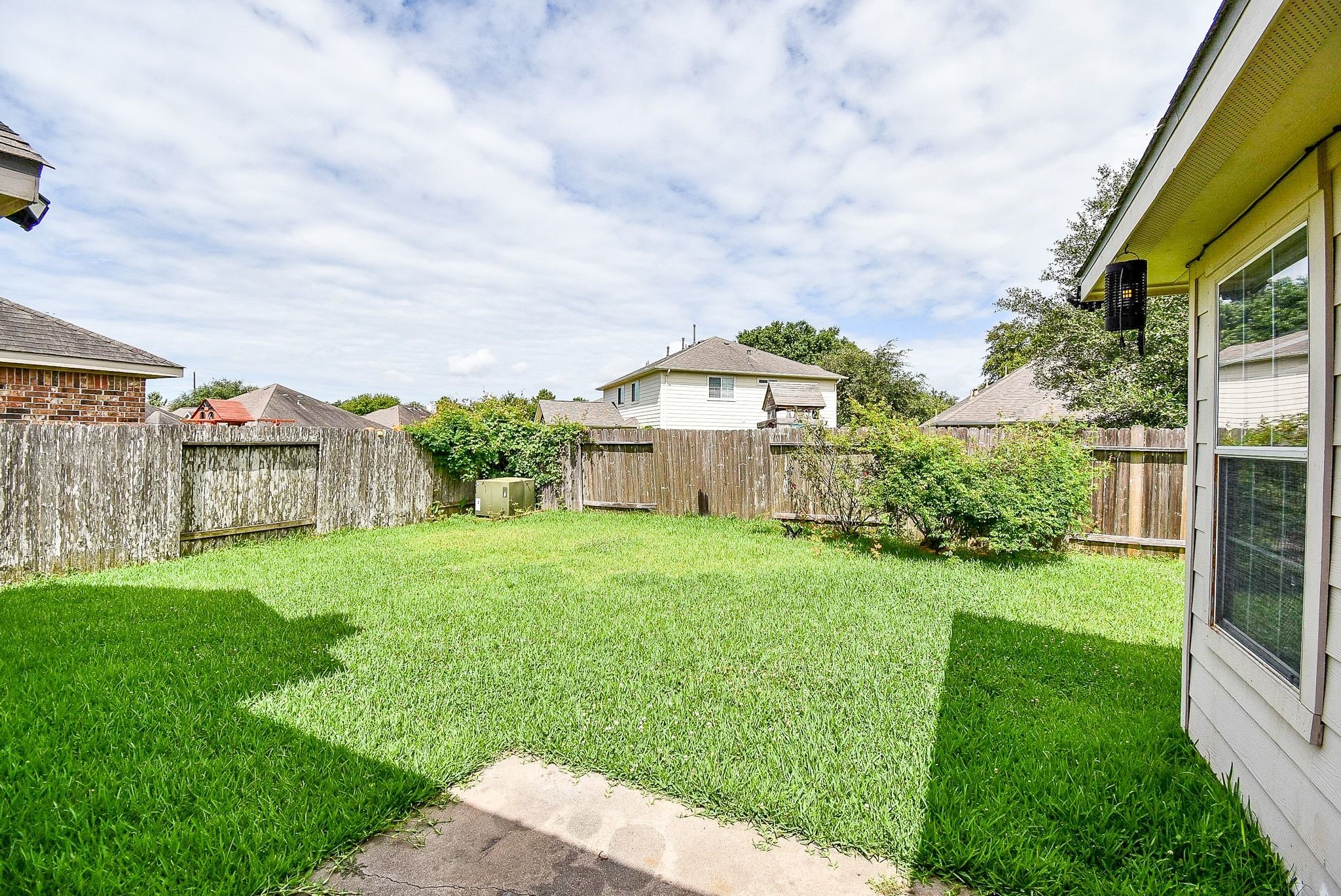 128 Long Canyon Lane, Richmond, TX 77469
