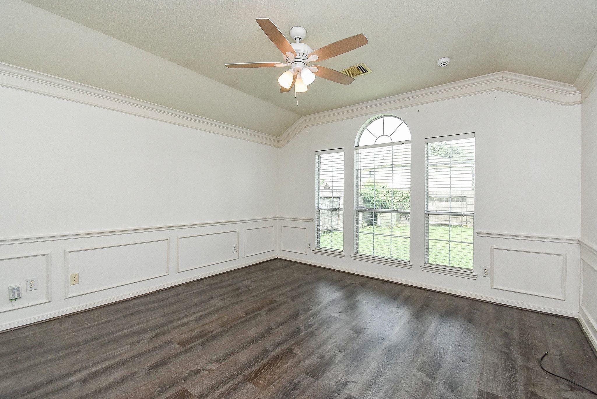 128 Long Canyon Lane, Richmond, TX 77469