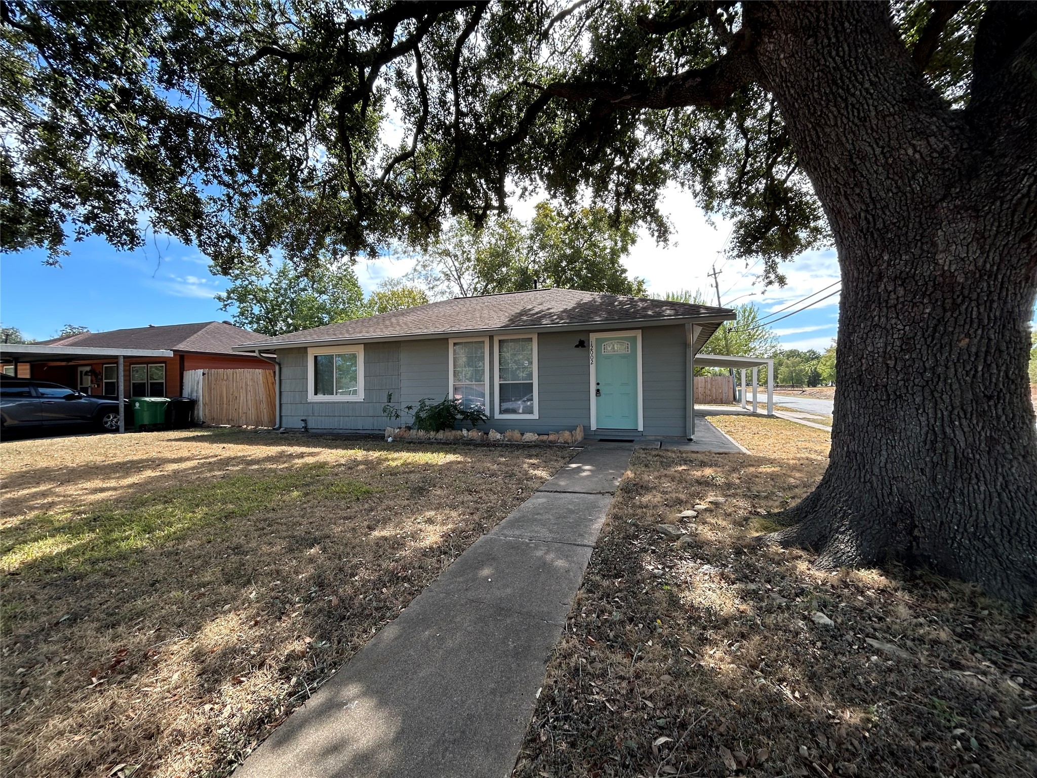 12002 Palmway Street, Houston, TX 77034 12002 Palmway Street, Houston, TX 77034