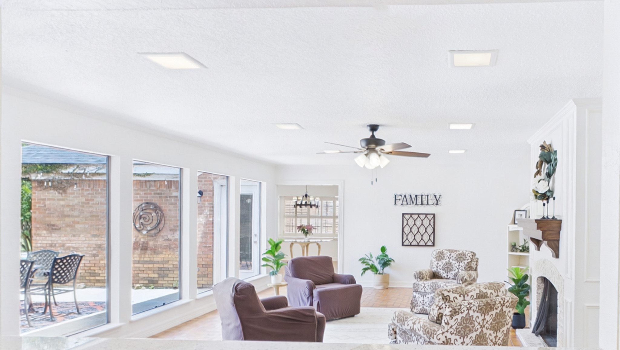 Comfortable livingroom facing pool and back patio
