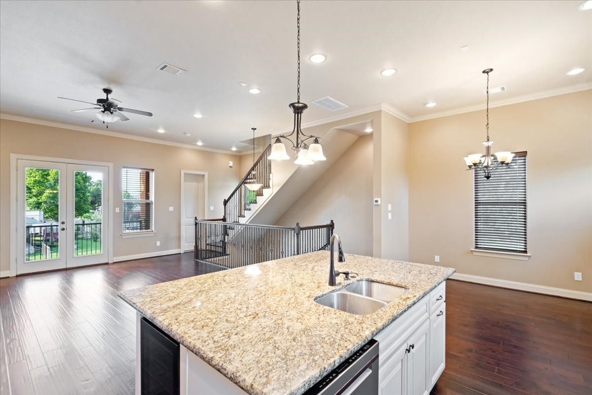 1516 Amundsen Street, Houston, TX 77009