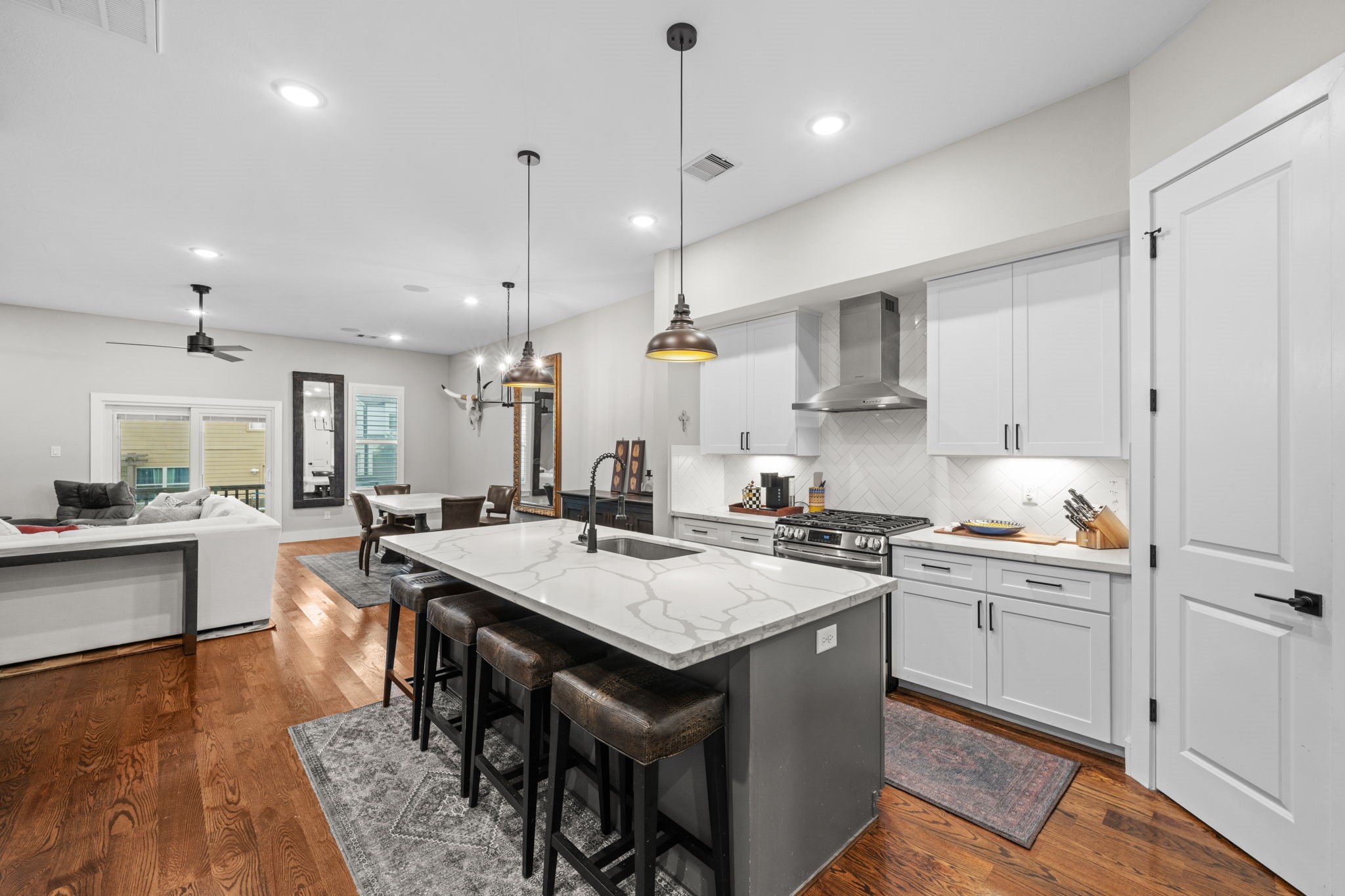 816 E 38th St, #C, Houston, TX 77022