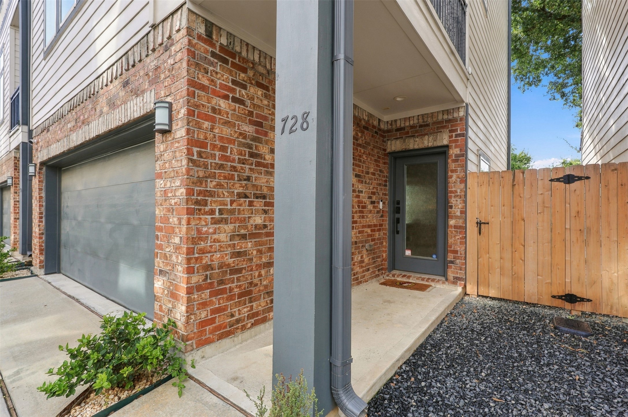 728 W Donovan Street, Houston, TX 77091