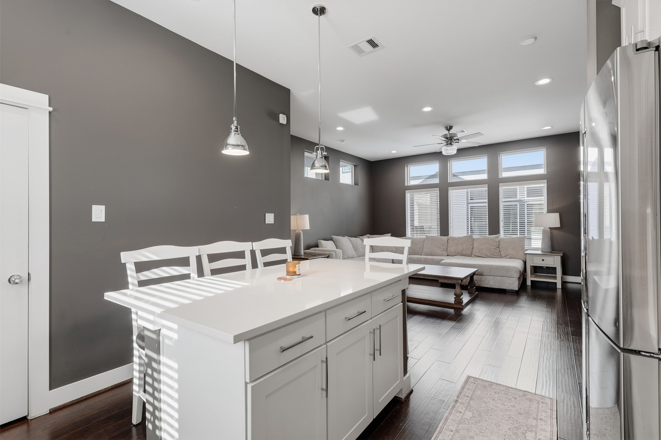 728 W Donovan Street, Houston, TX 77091