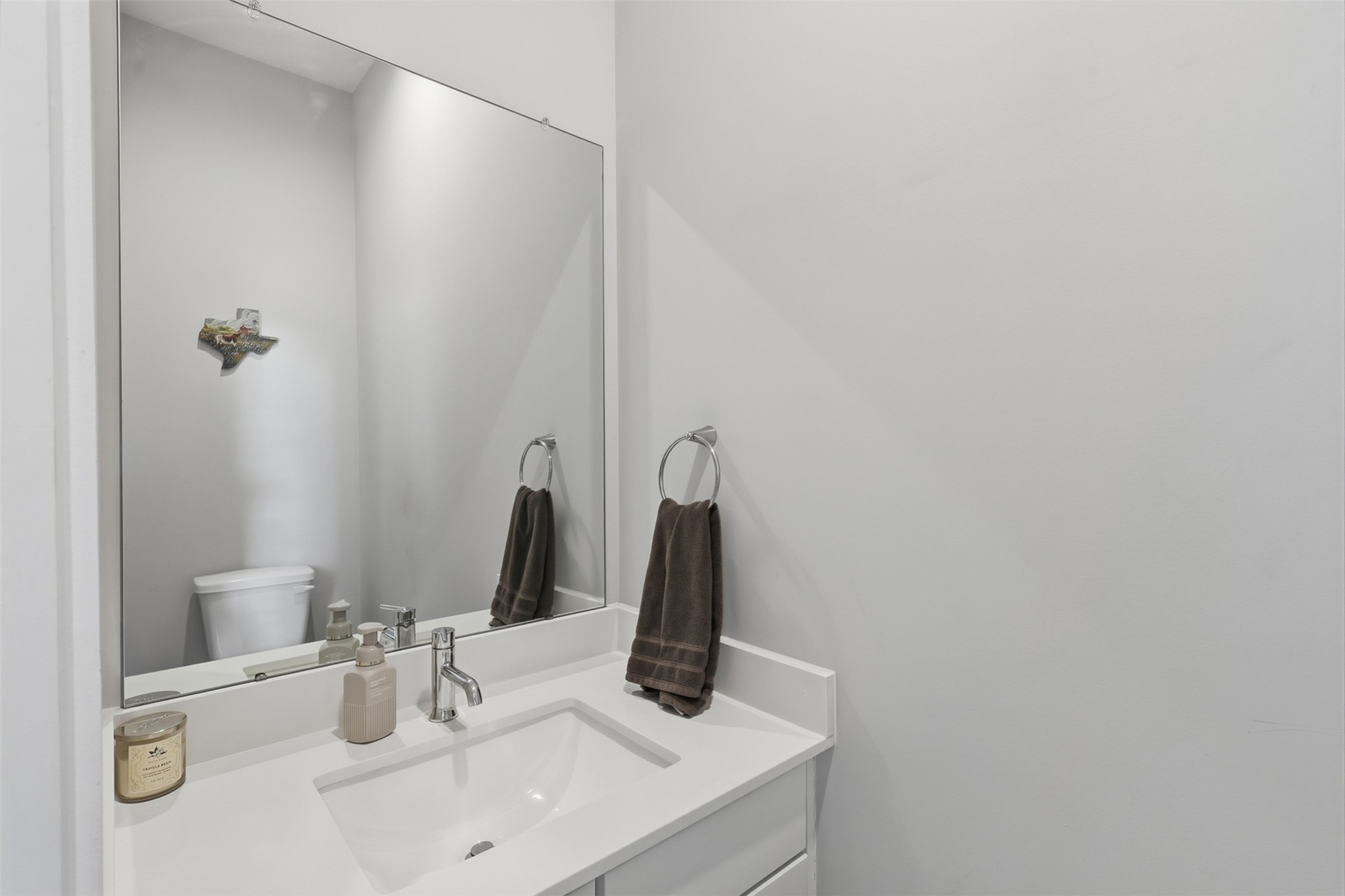 728 W Donovan Street, Houston, TX 77091