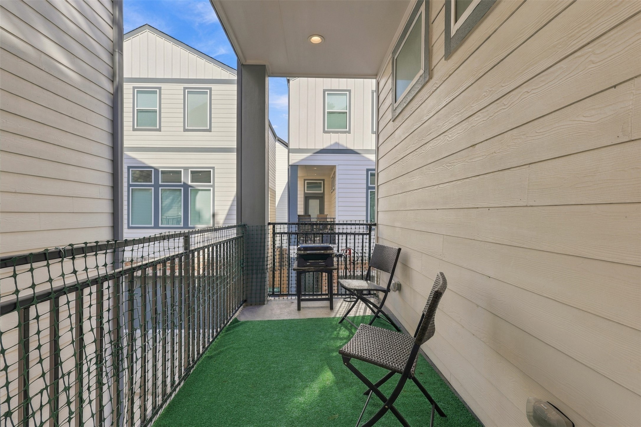 728 W Donovan Street, Houston, TX 77091