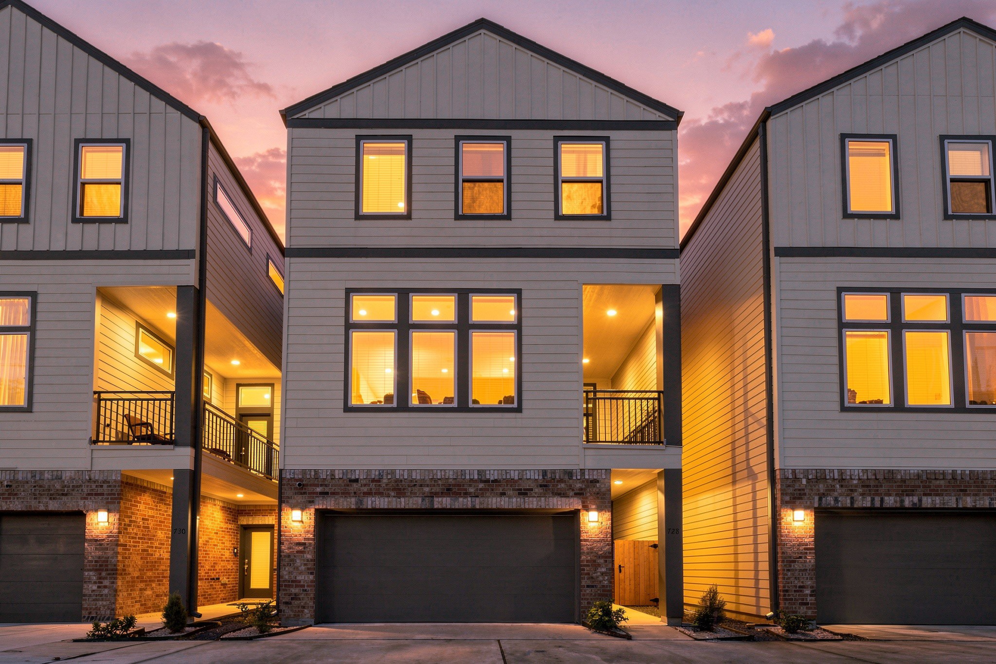 728 W Donovan Street, Houston, TX 77091