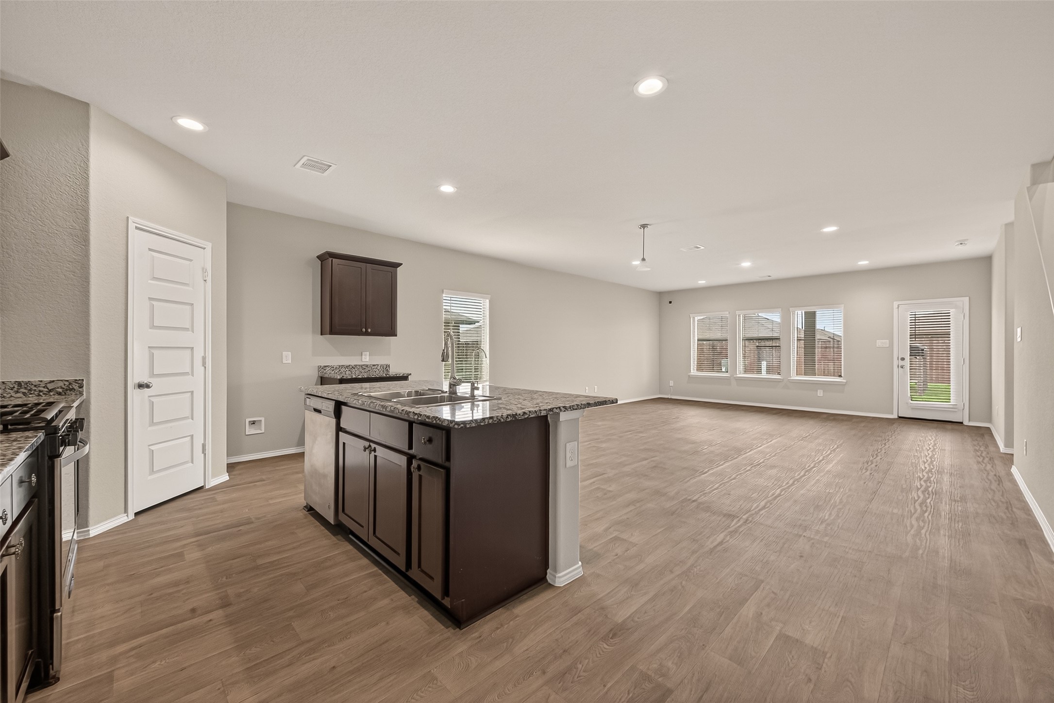 1614 Chase Anchor Court, Richmond, TX 77469