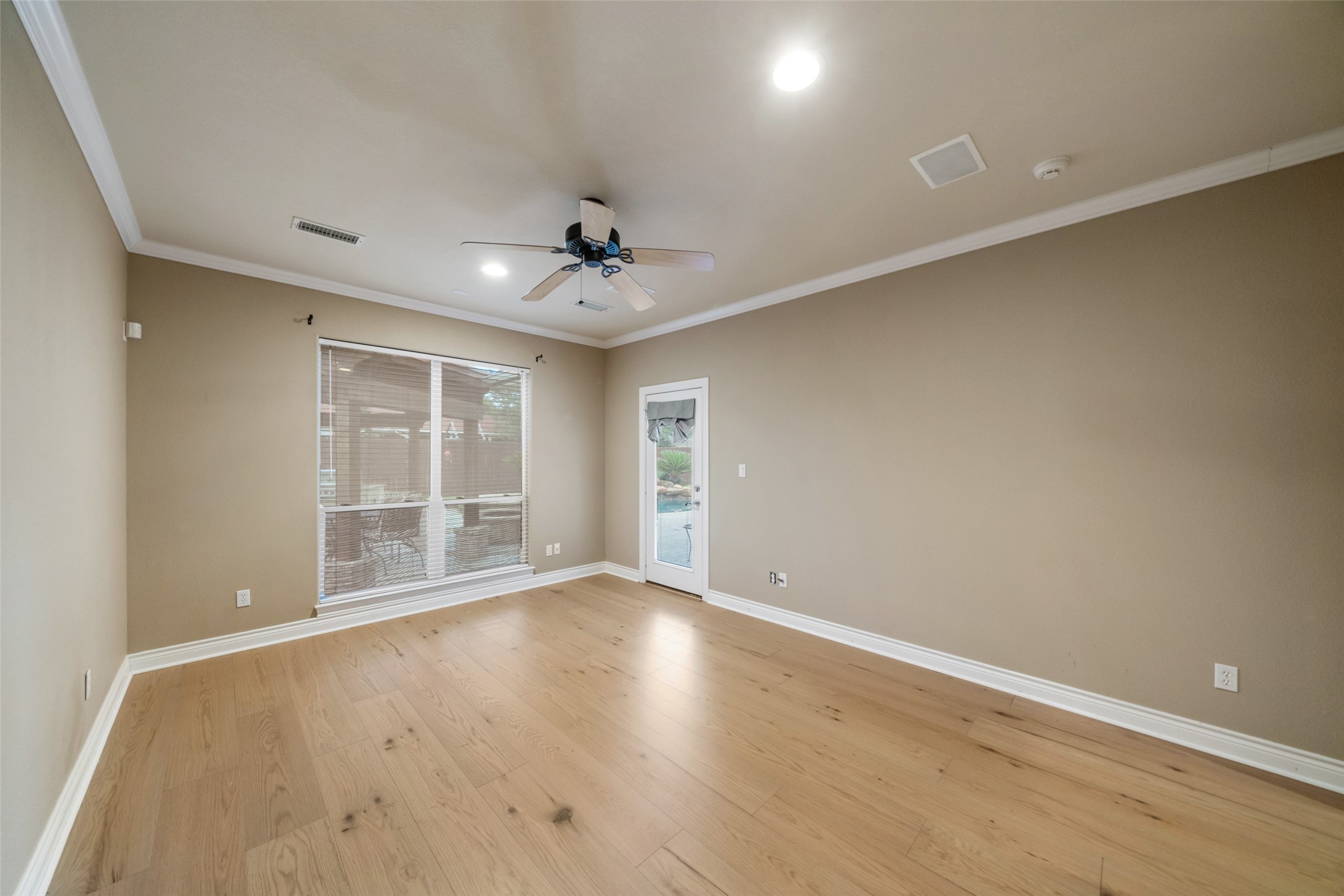 17412 Waterview Drive, Montgomery, TX 77356