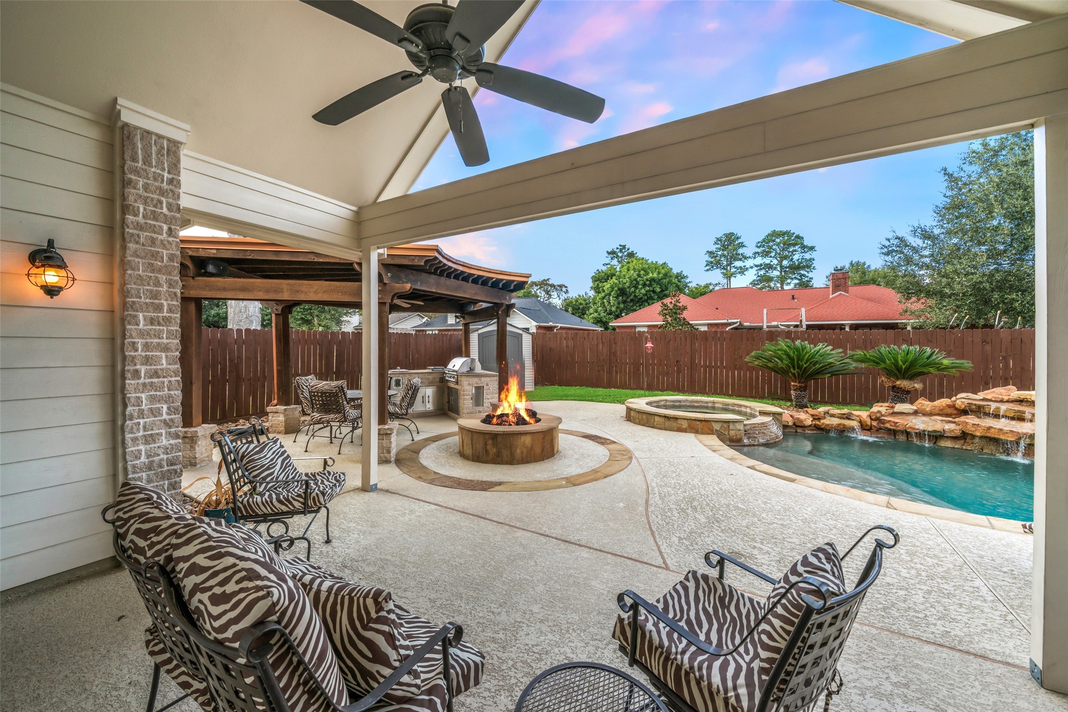 17412 Waterview Drive, Montgomery, TX 77356