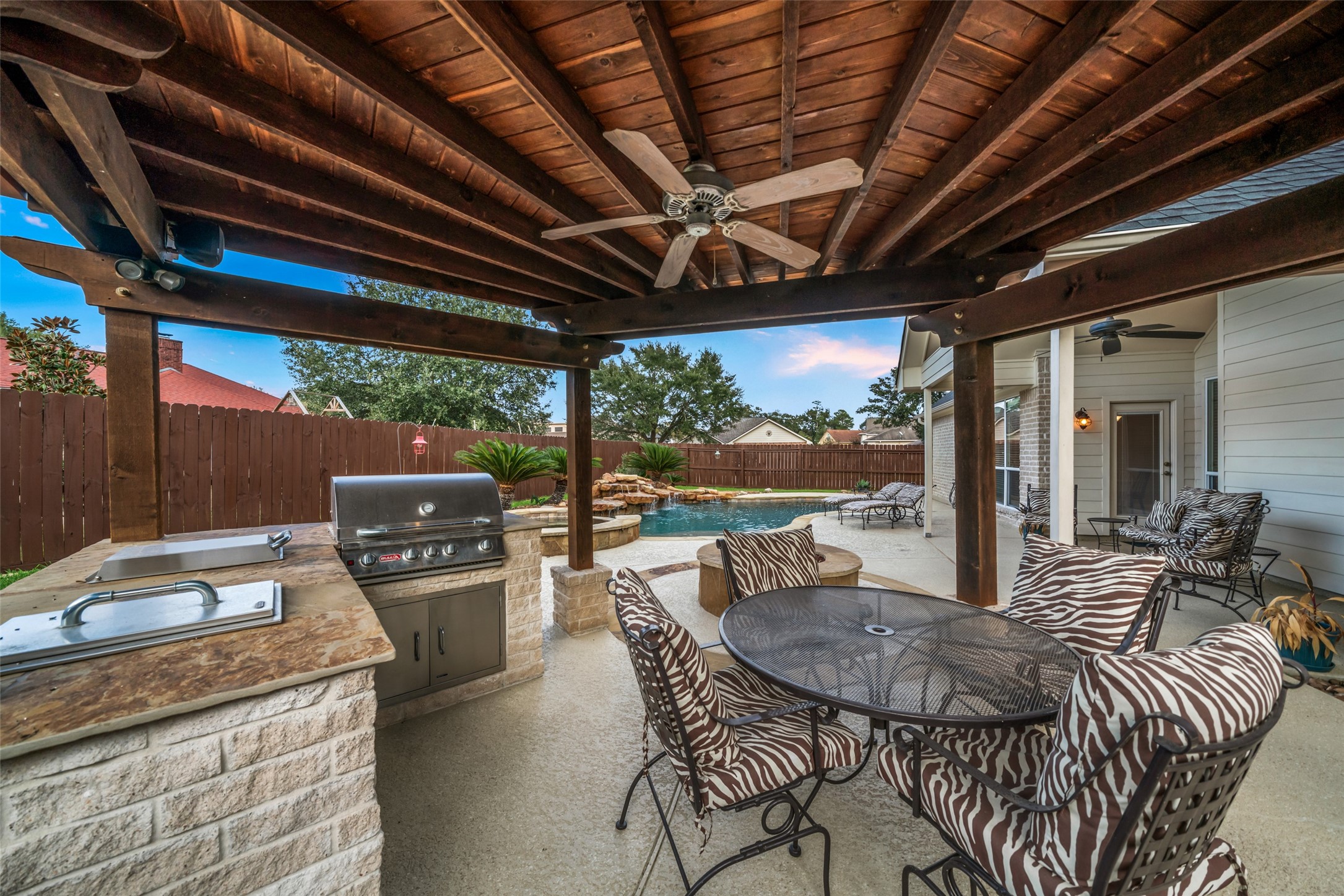 17412 Waterview Drive, Montgomery, TX 77356