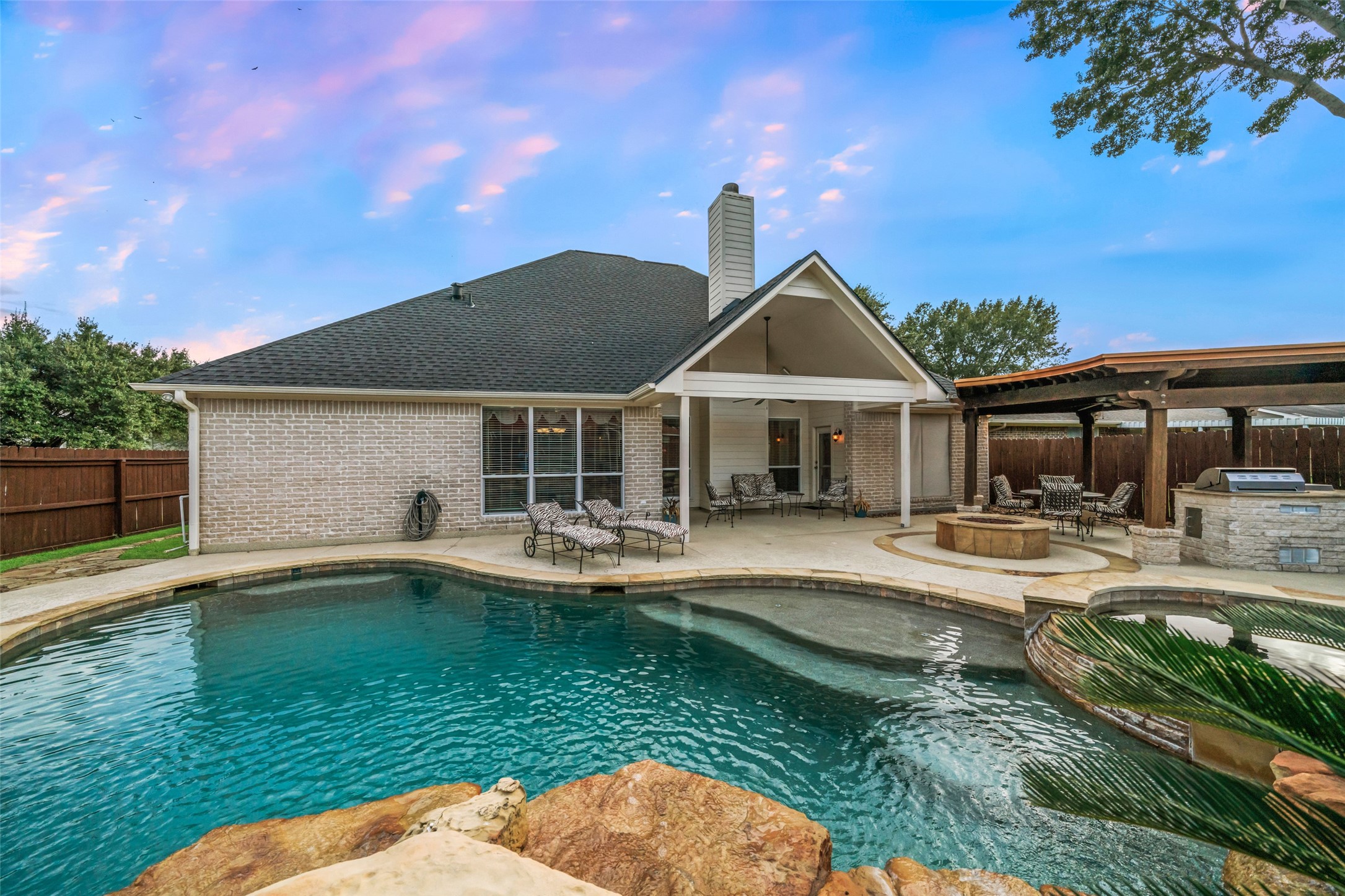 17412 Waterview Drive, Montgomery, TX 77356