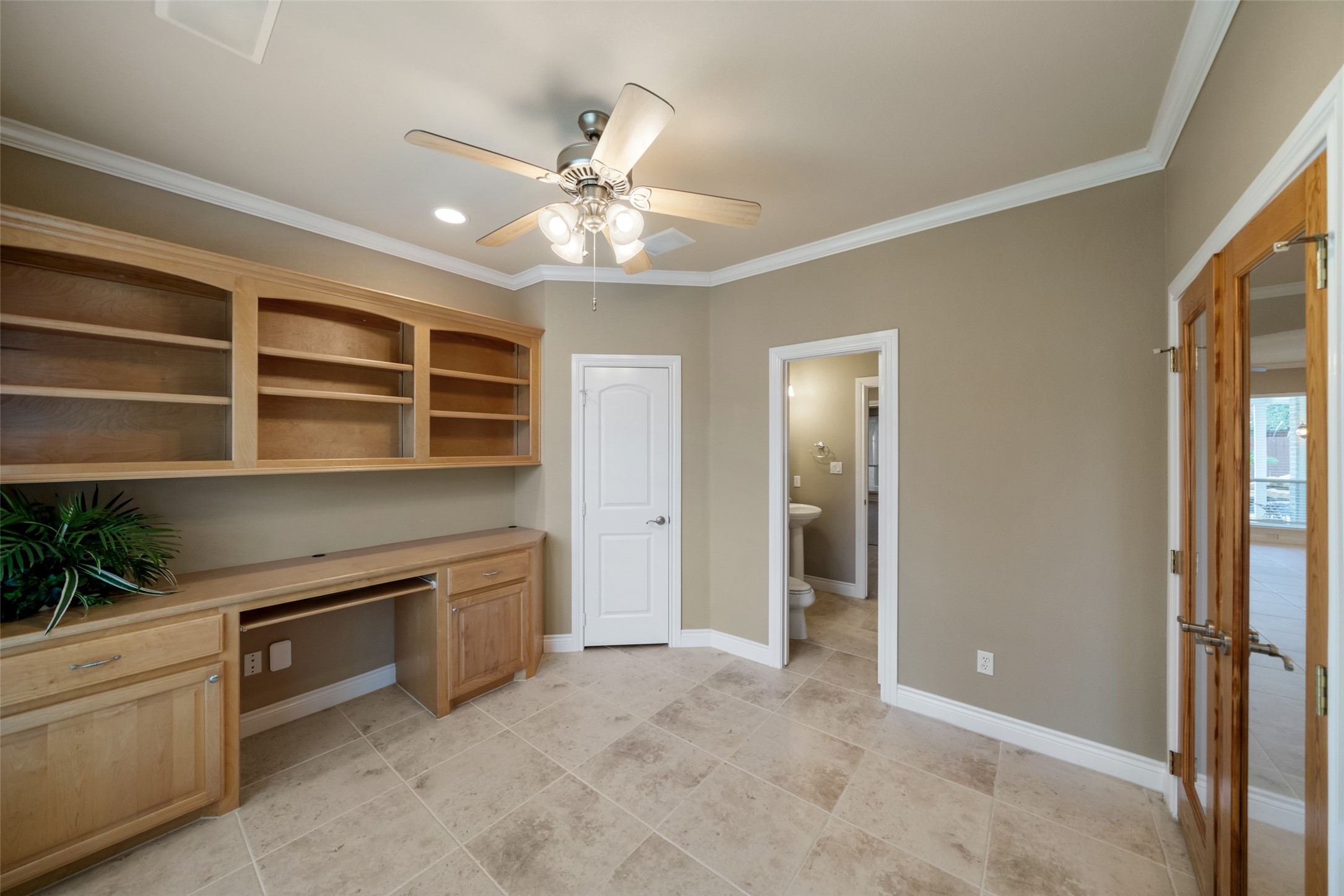 17412 Waterview Drive, Montgomery, TX 77356