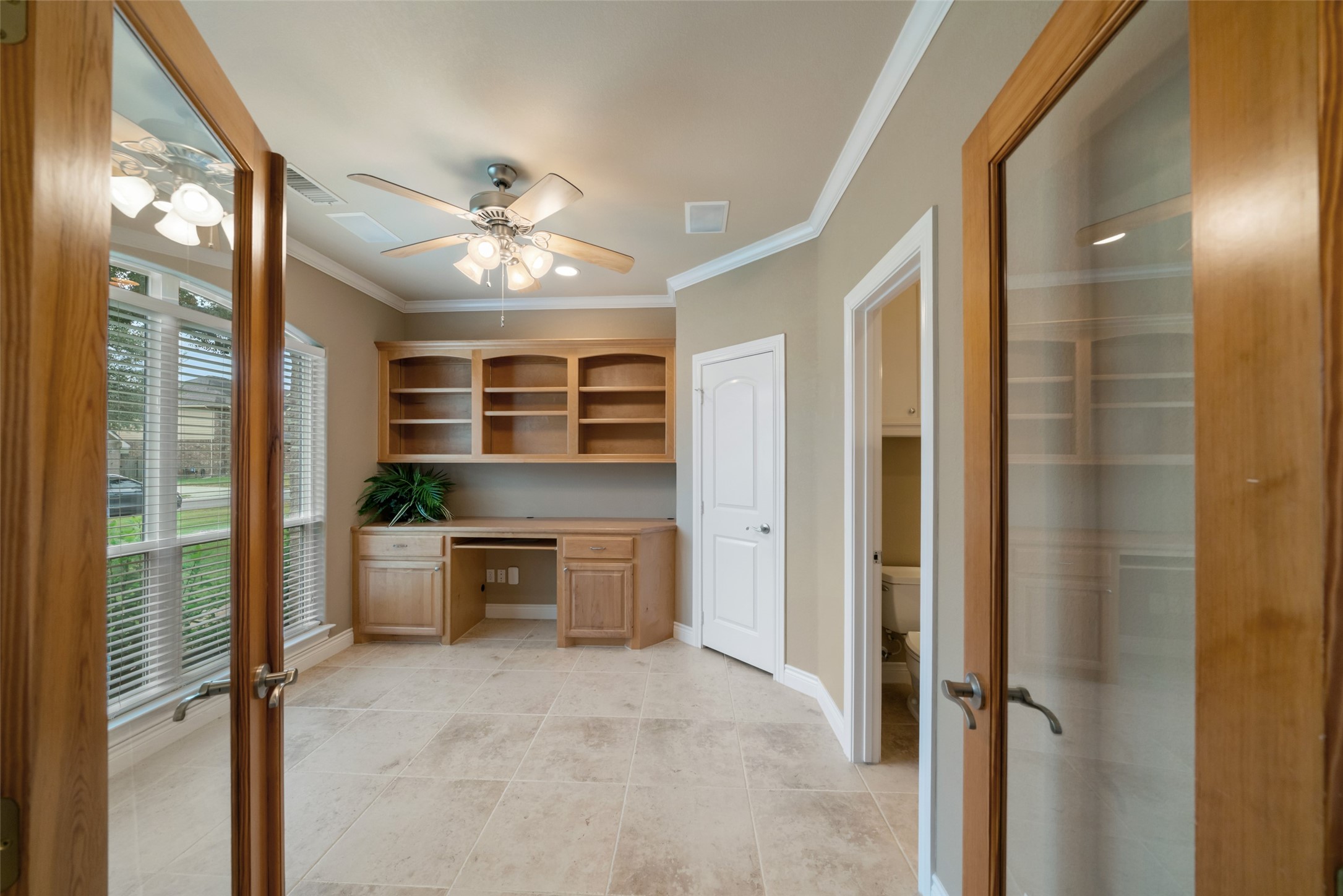17412 Waterview Drive, Montgomery, TX 77356