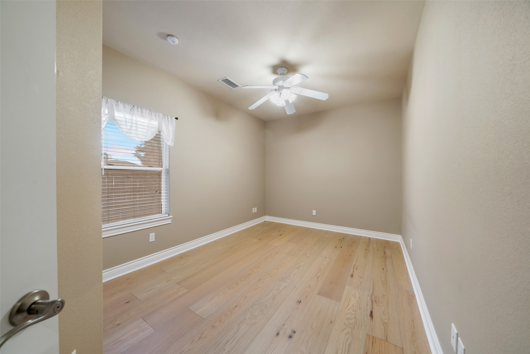 17412 Waterview Drive, Montgomery, TX 77356