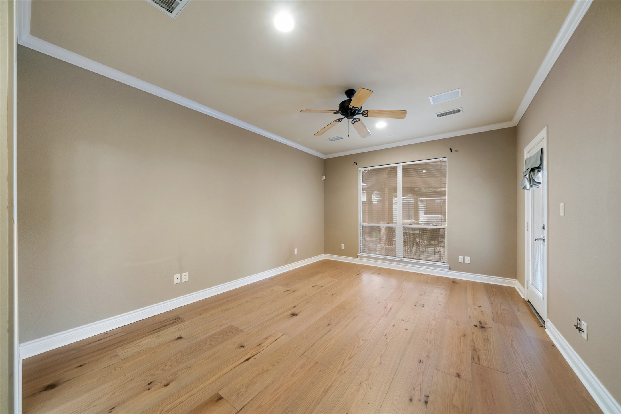 17412 Waterview Drive, Montgomery, TX 77356
