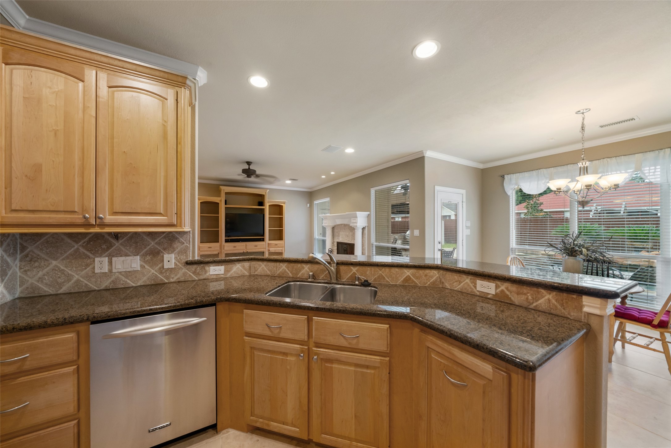 17412 Waterview Drive, Montgomery, TX 77356