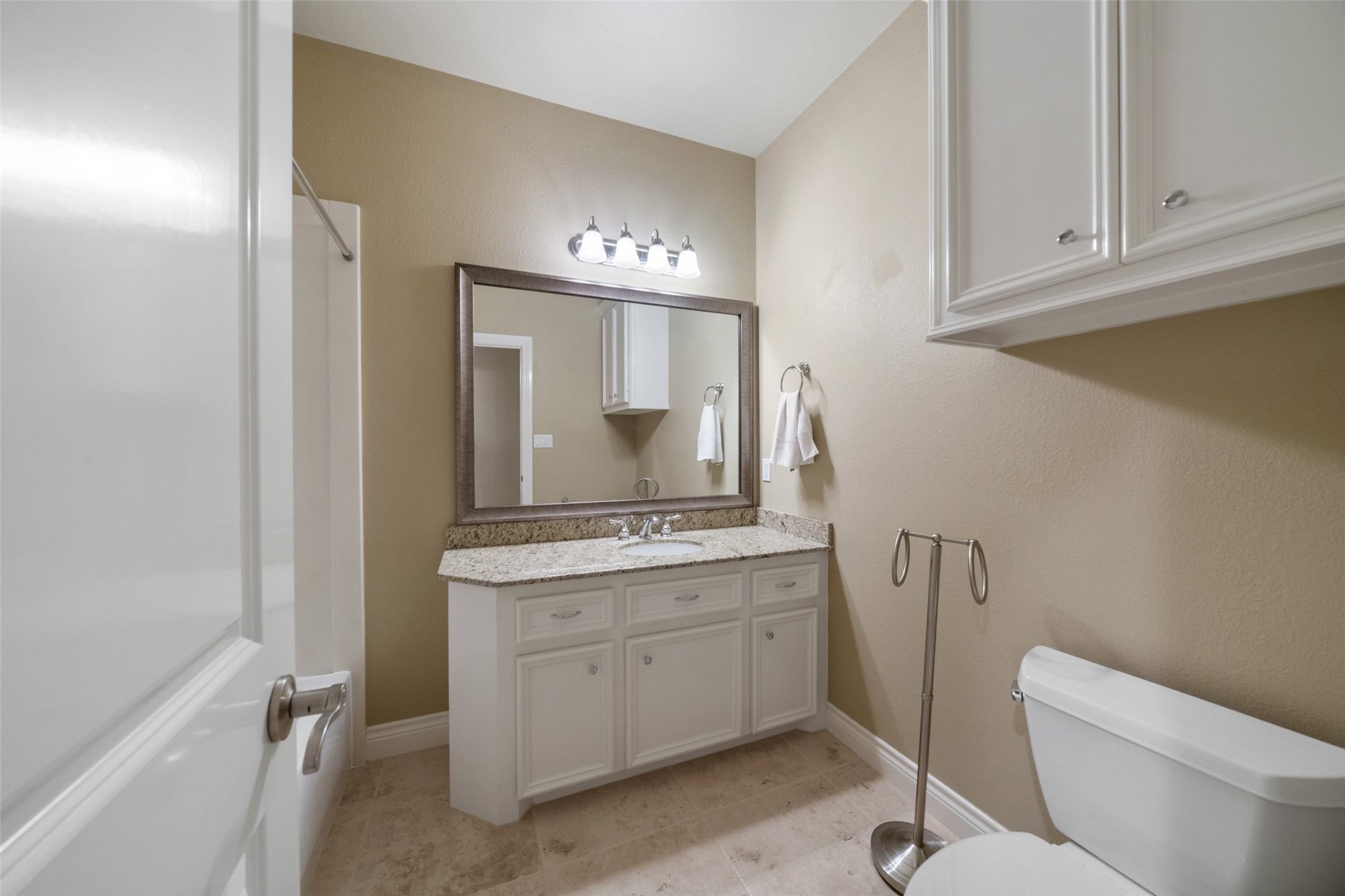 17412 Waterview Drive, Montgomery, TX 77356