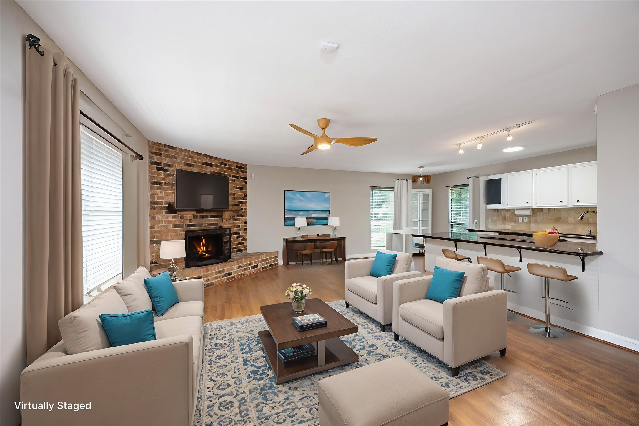 28 Night Hawk Place, The Woodlands, TX 77380 28 Night Hawk Place, The Woodlands, TX 77380