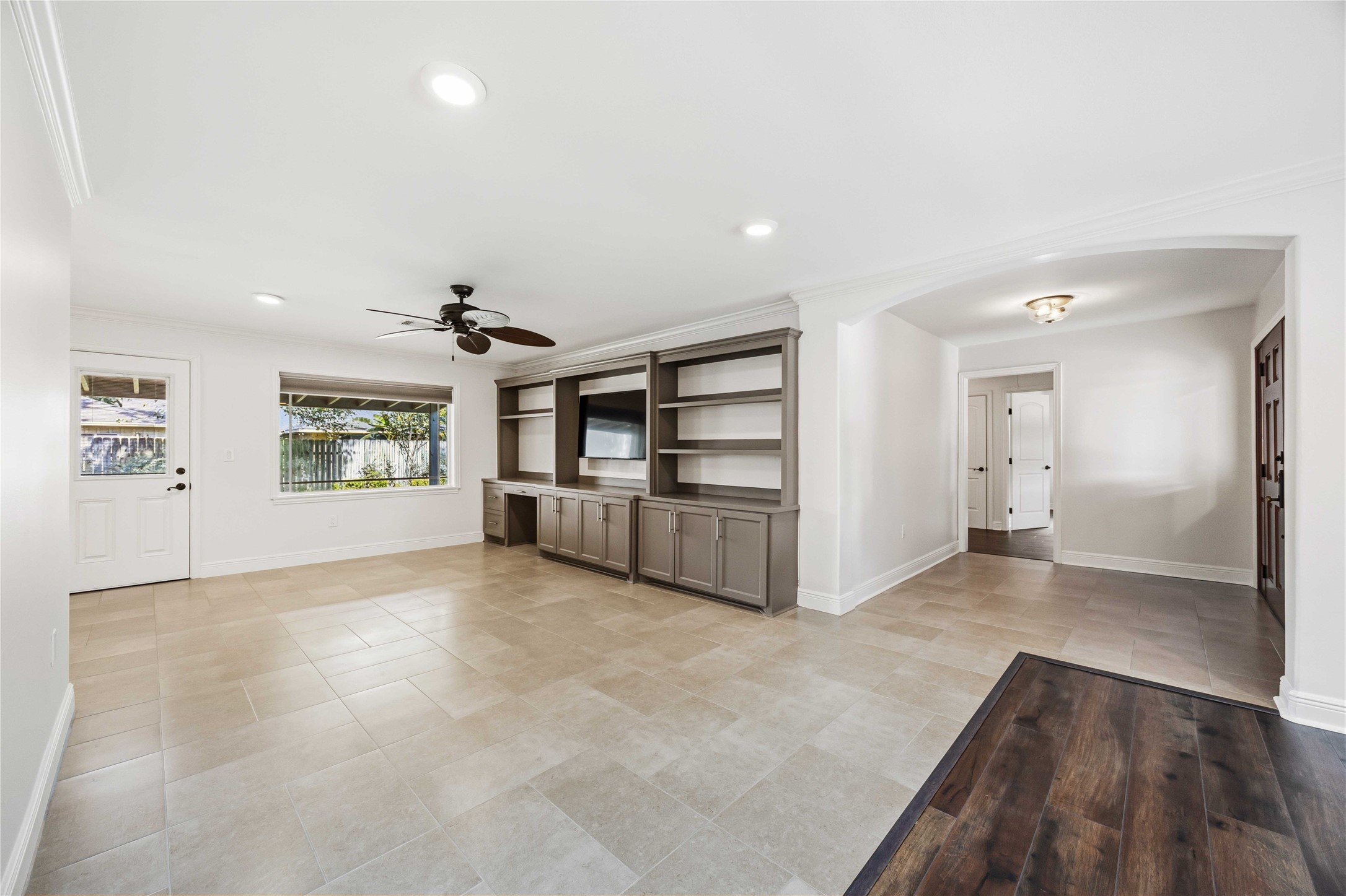 5722 N Braeswood Boulevard, Houston, TX 77096