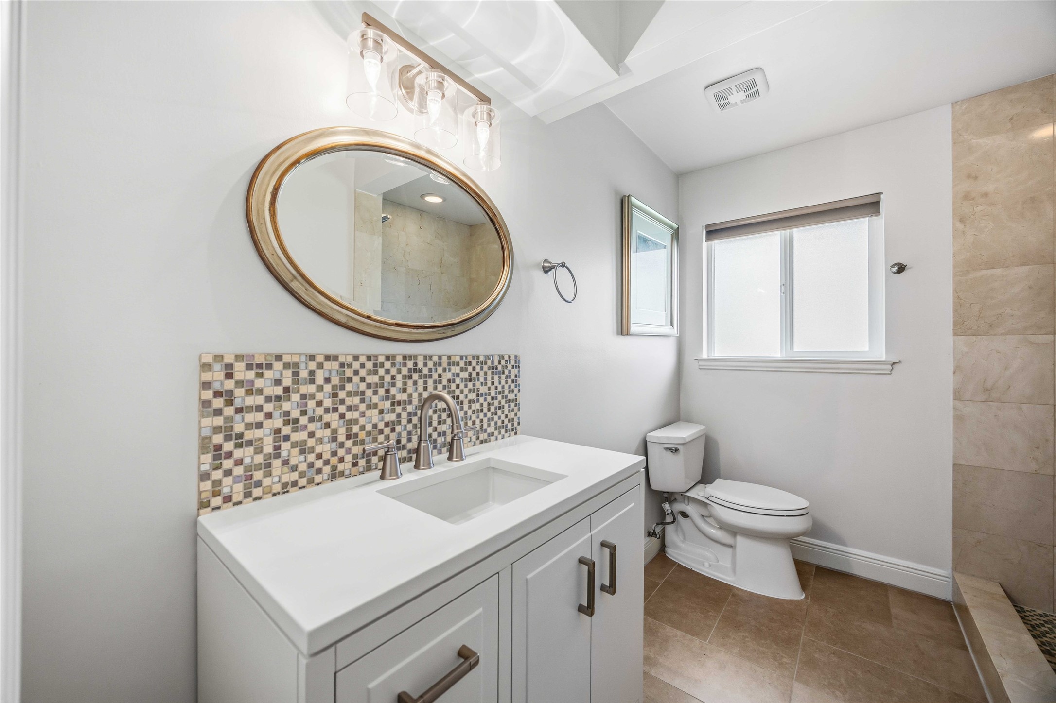 5722 N Braeswood Boulevard, Houston, TX 77096