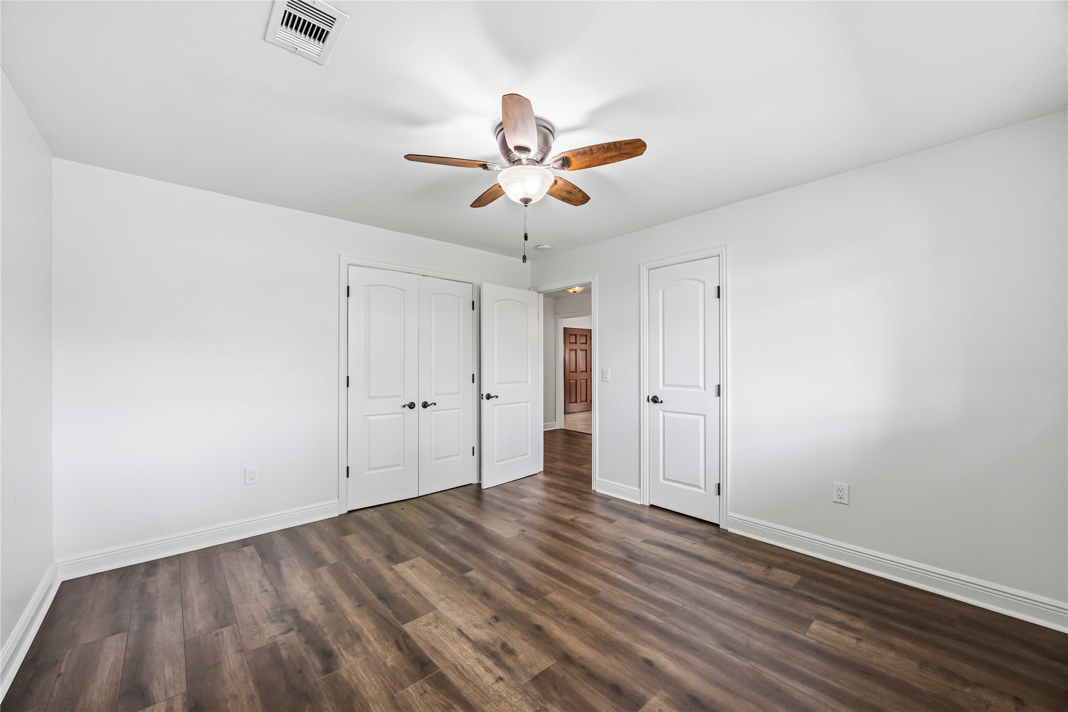 5722 N Braeswood Boulevard, Houston, TX 77096