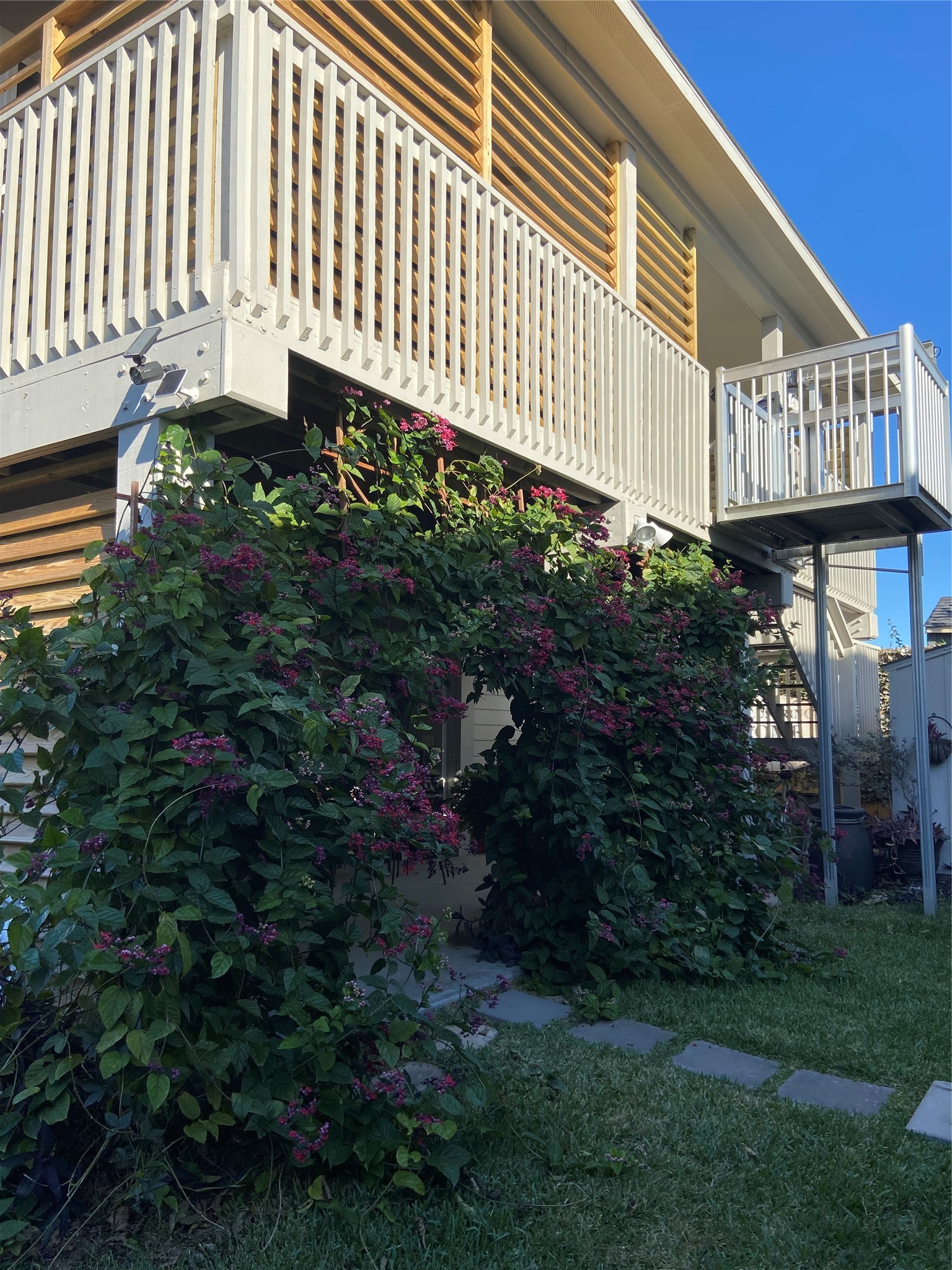 246 Debbie Lane, San Leon, TX 77539