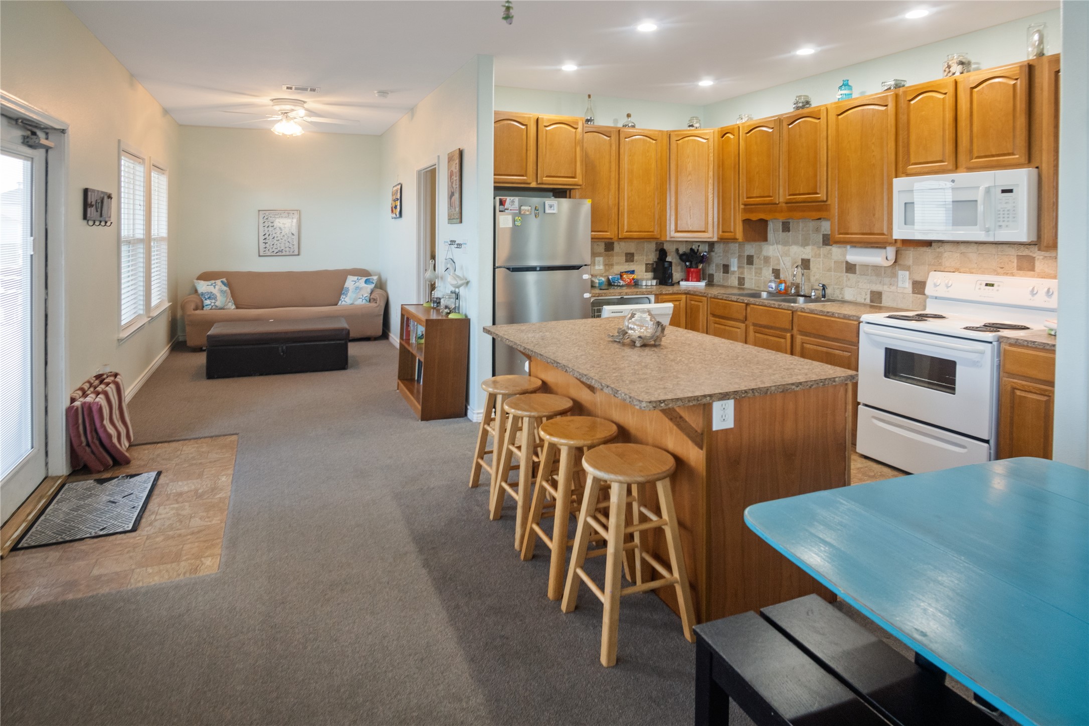 2691 Gillespie, Crystal Beach, TX 77650