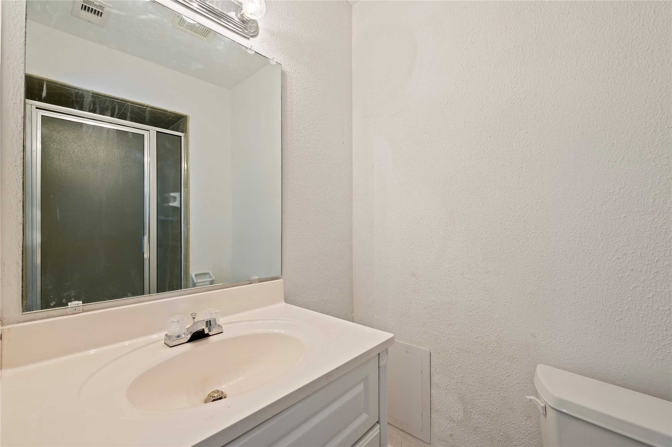 Ensuite bathroom for downstairs bedroom