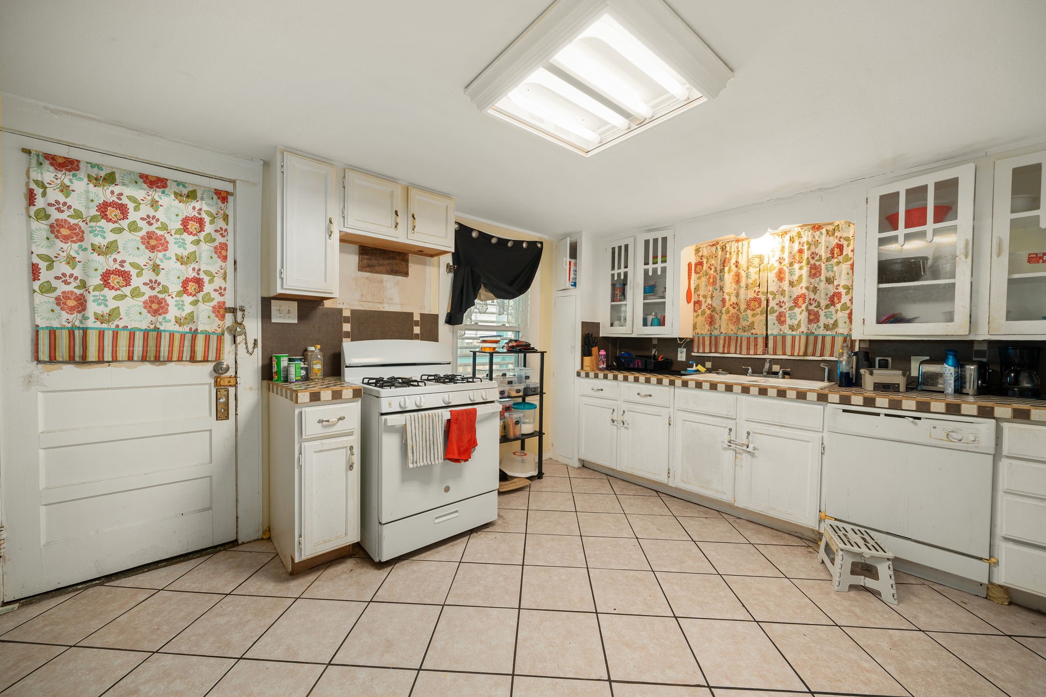 1408 Mechanic Street, Galveston, TX 77550