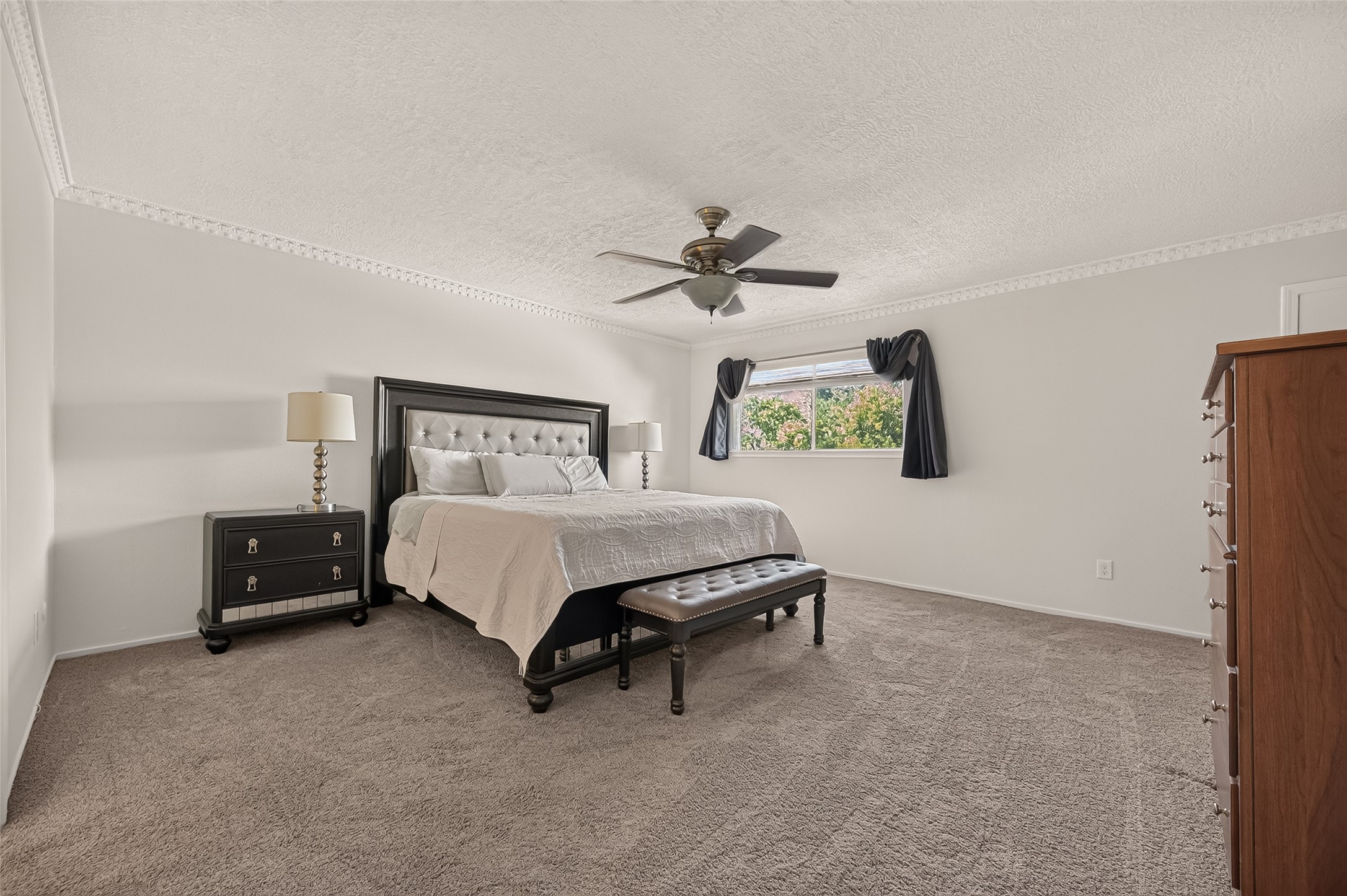 507 N Post Oak Lane, #507, Houston, TX 77024