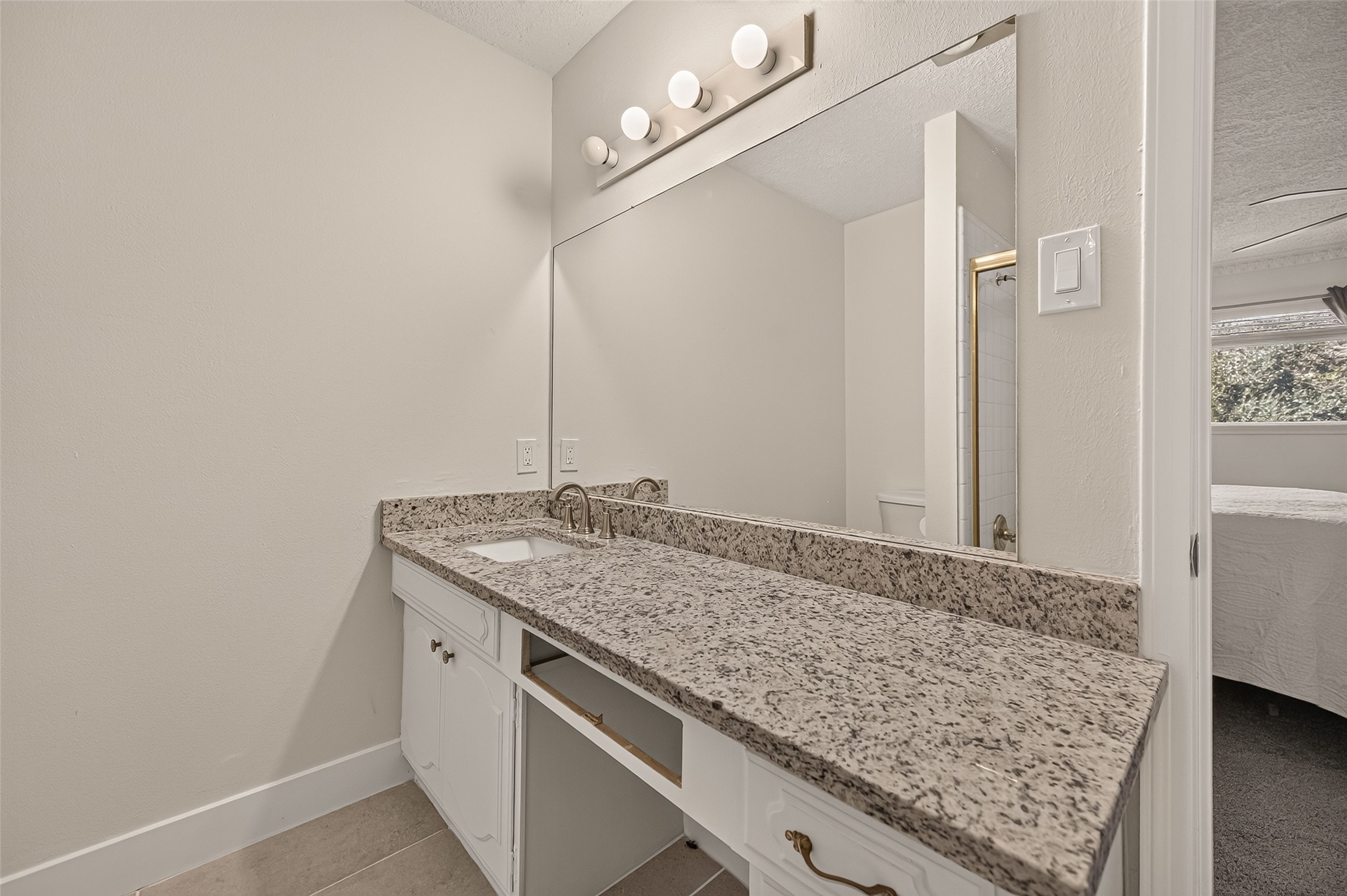 507 N Post Oak Lane, #507, Houston, TX 77024