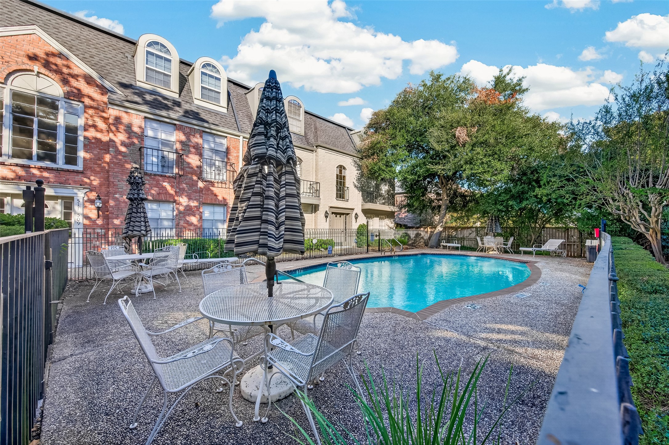 507 N Post Oak Lane, #507, Houston, TX 77024