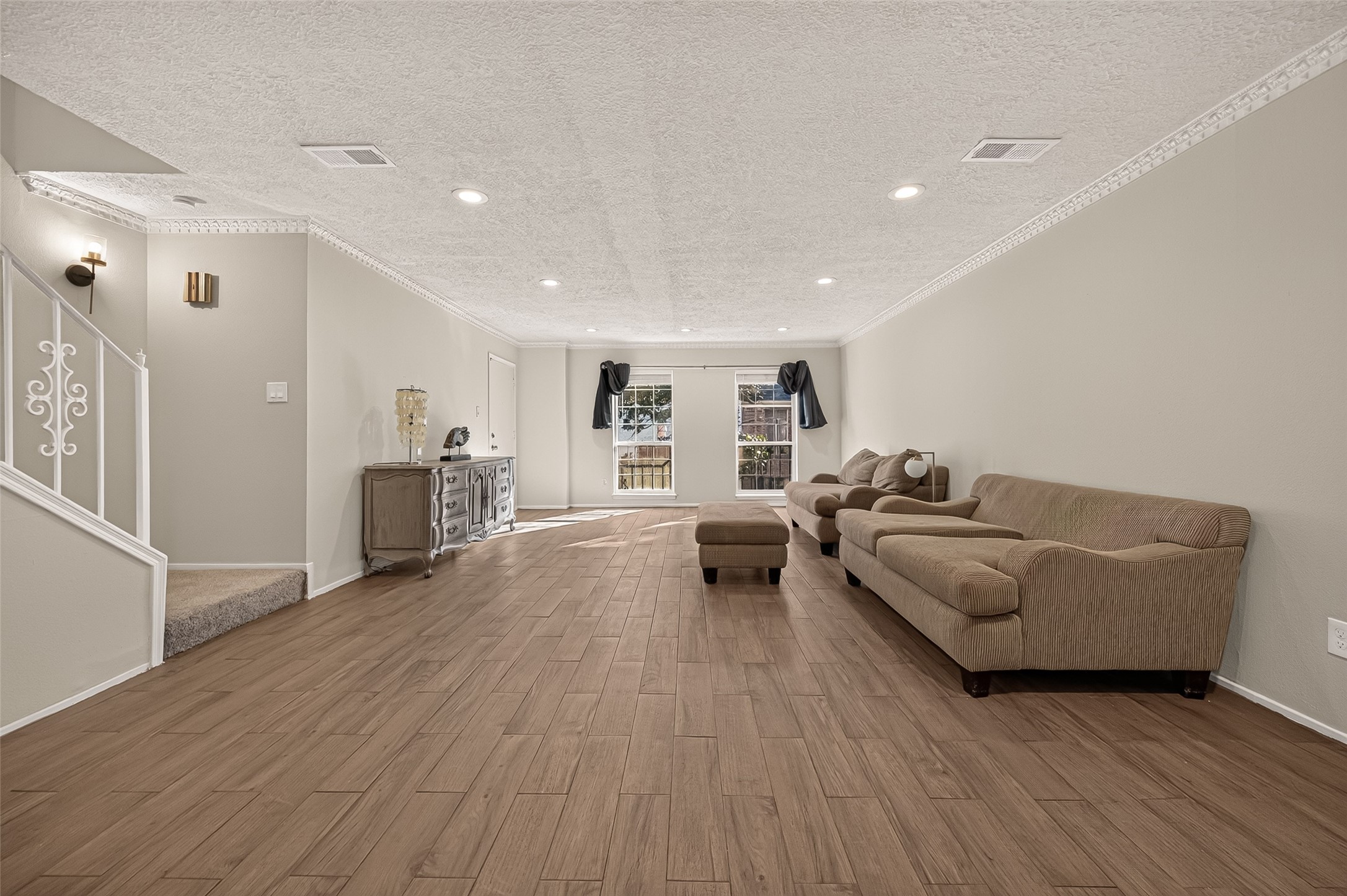 507 N Post Oak Lane, #507, Houston, TX 77024