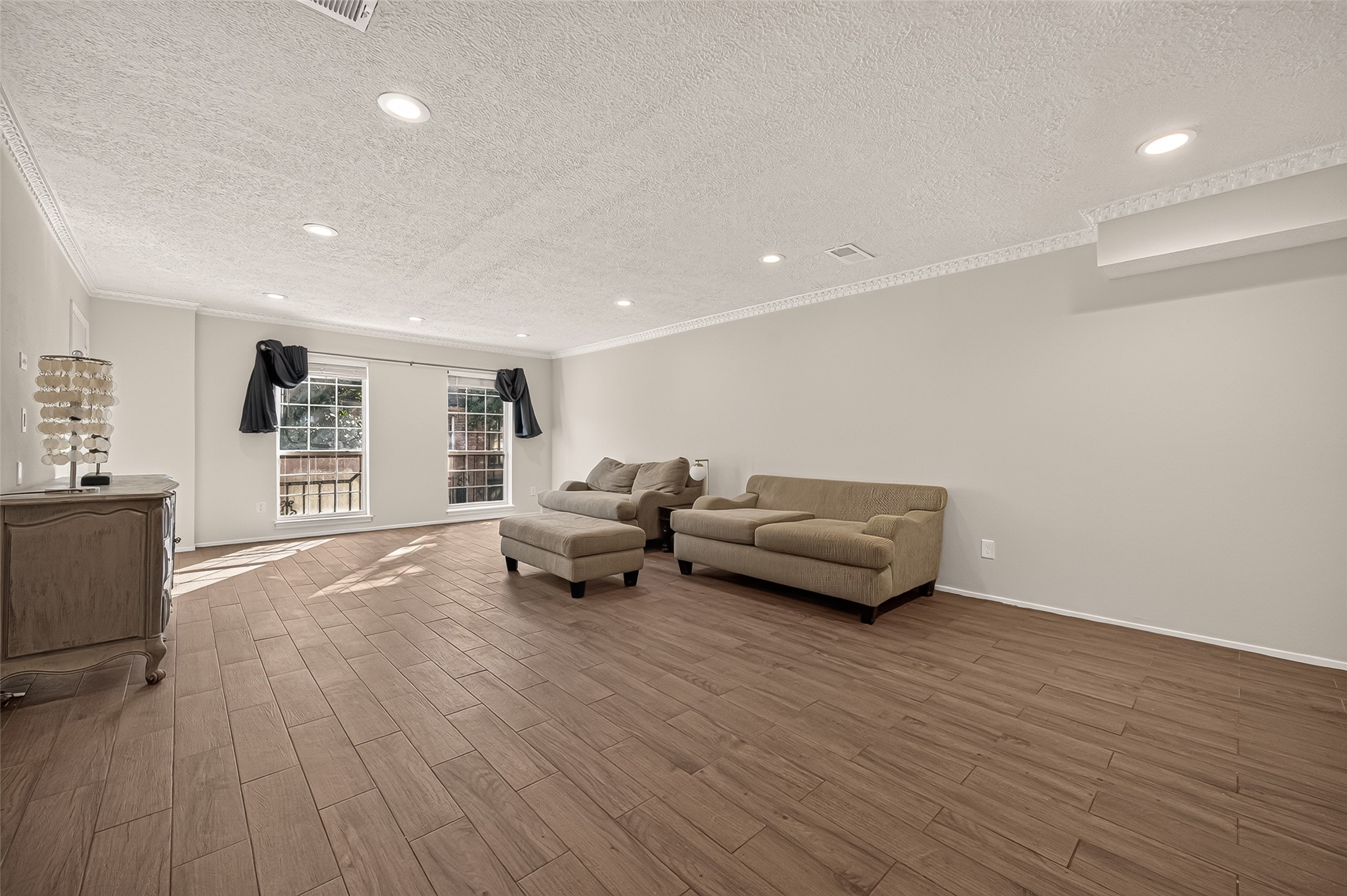507 N Post Oak Lane, #507, Houston, TX 77024