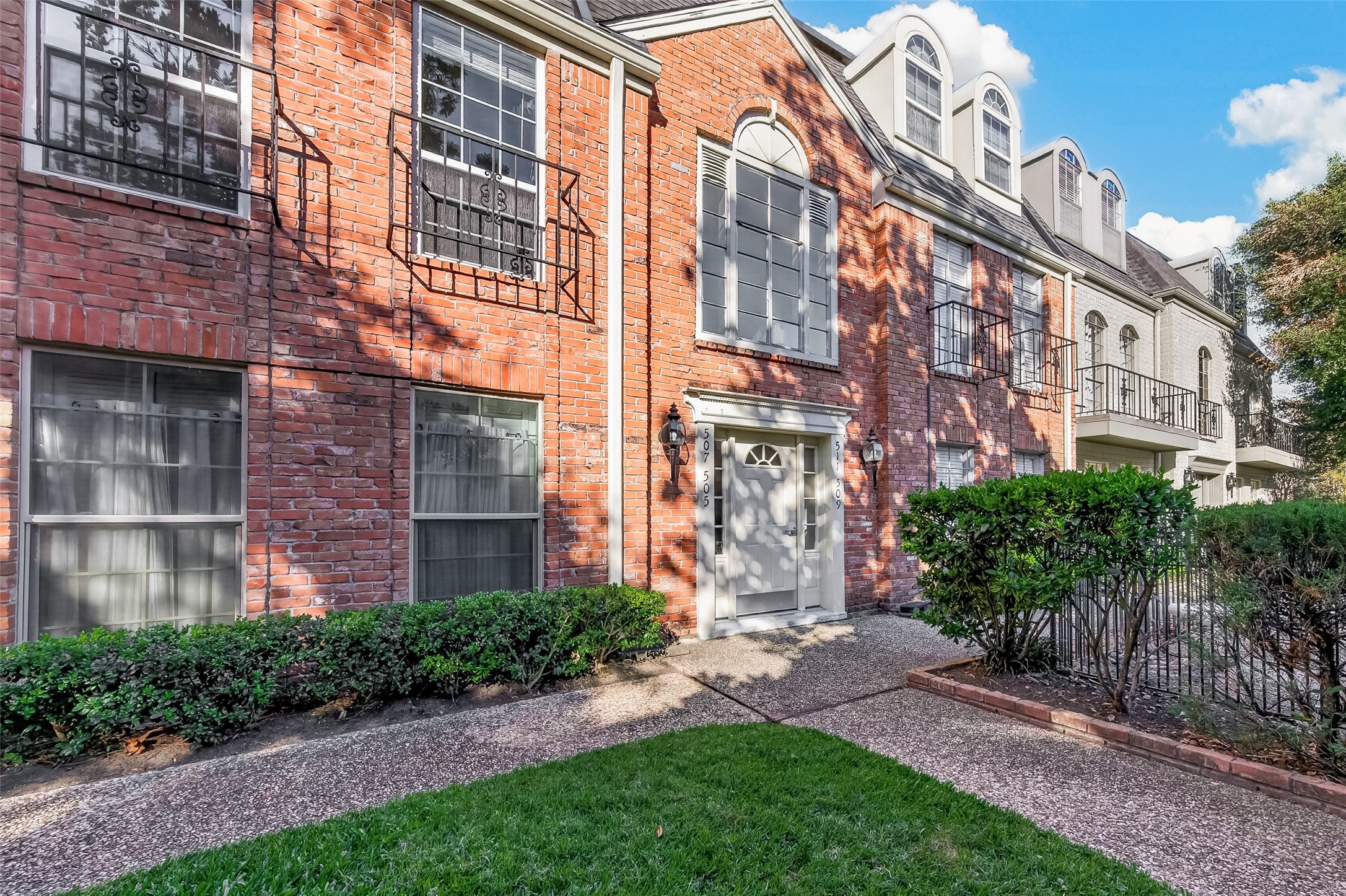 507 N Post Oak Lane, #507, Houston, TX 77024