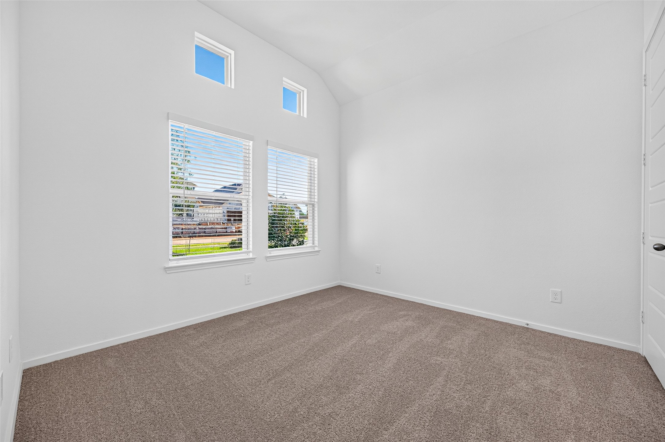 1052 Apple Ridge Road, Magnolia, TX 77355