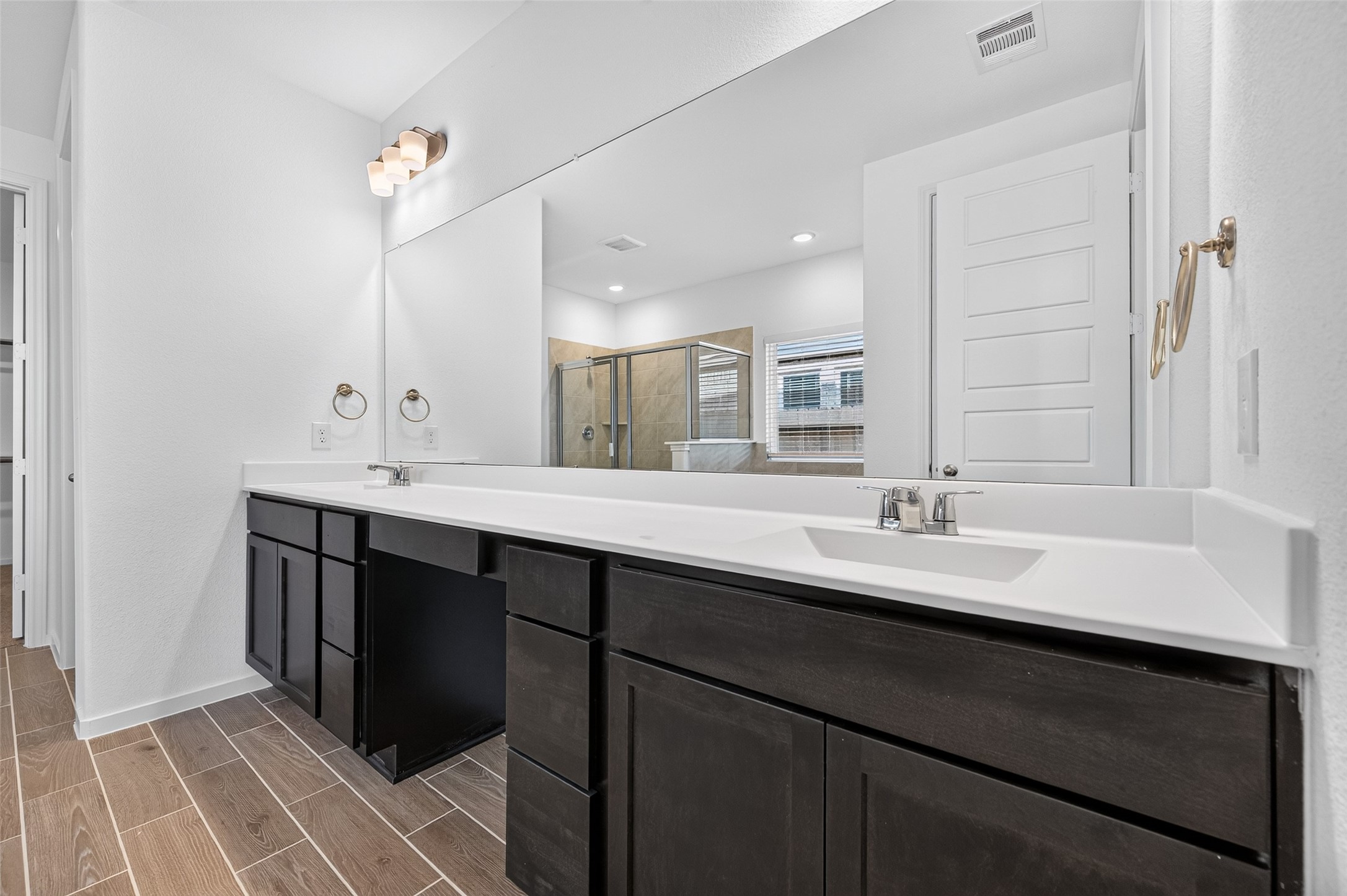 1052 Apple Ridge Road, Magnolia, TX 77355