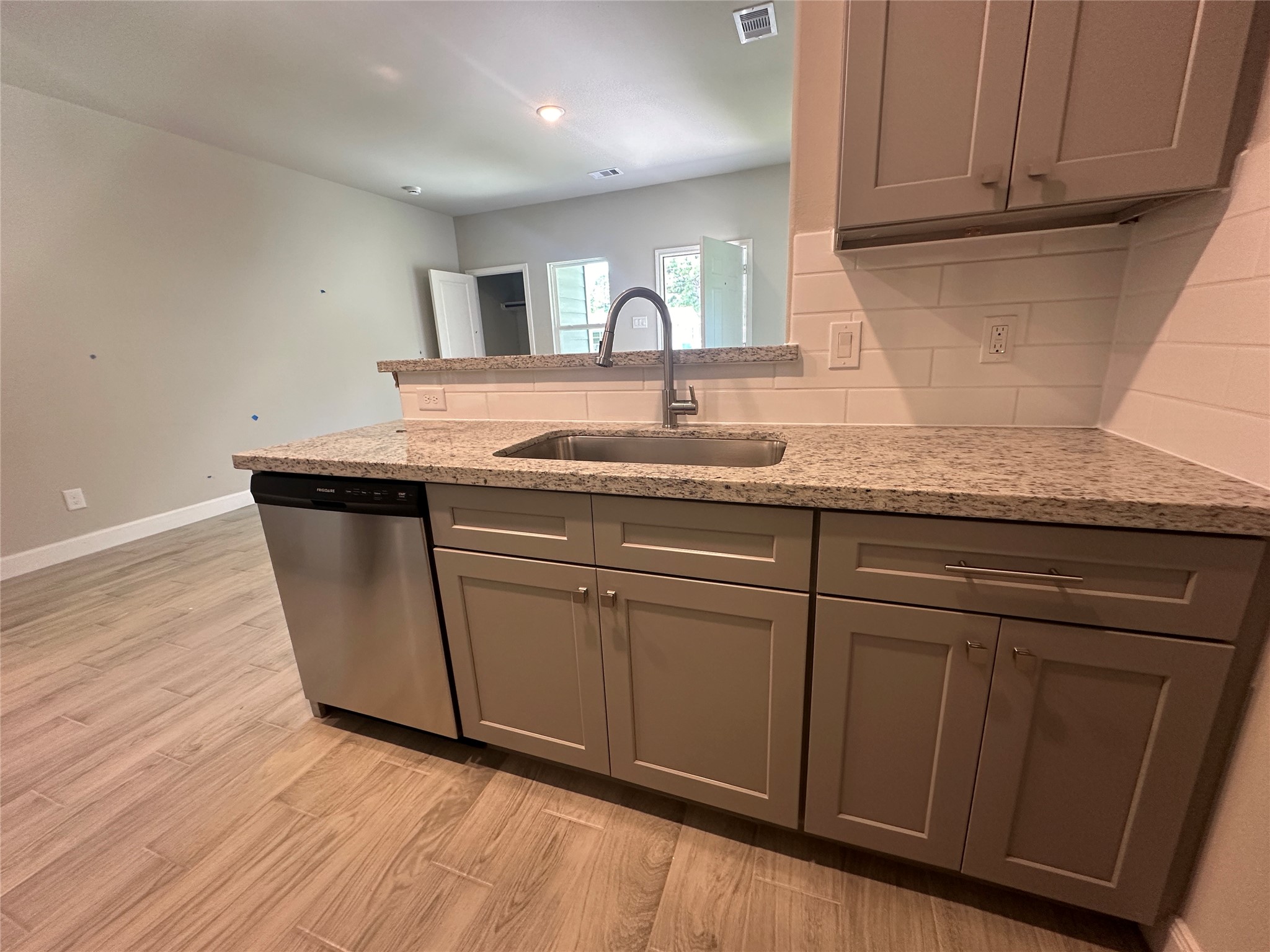 104 Turner Drive, Willis, TX 77378