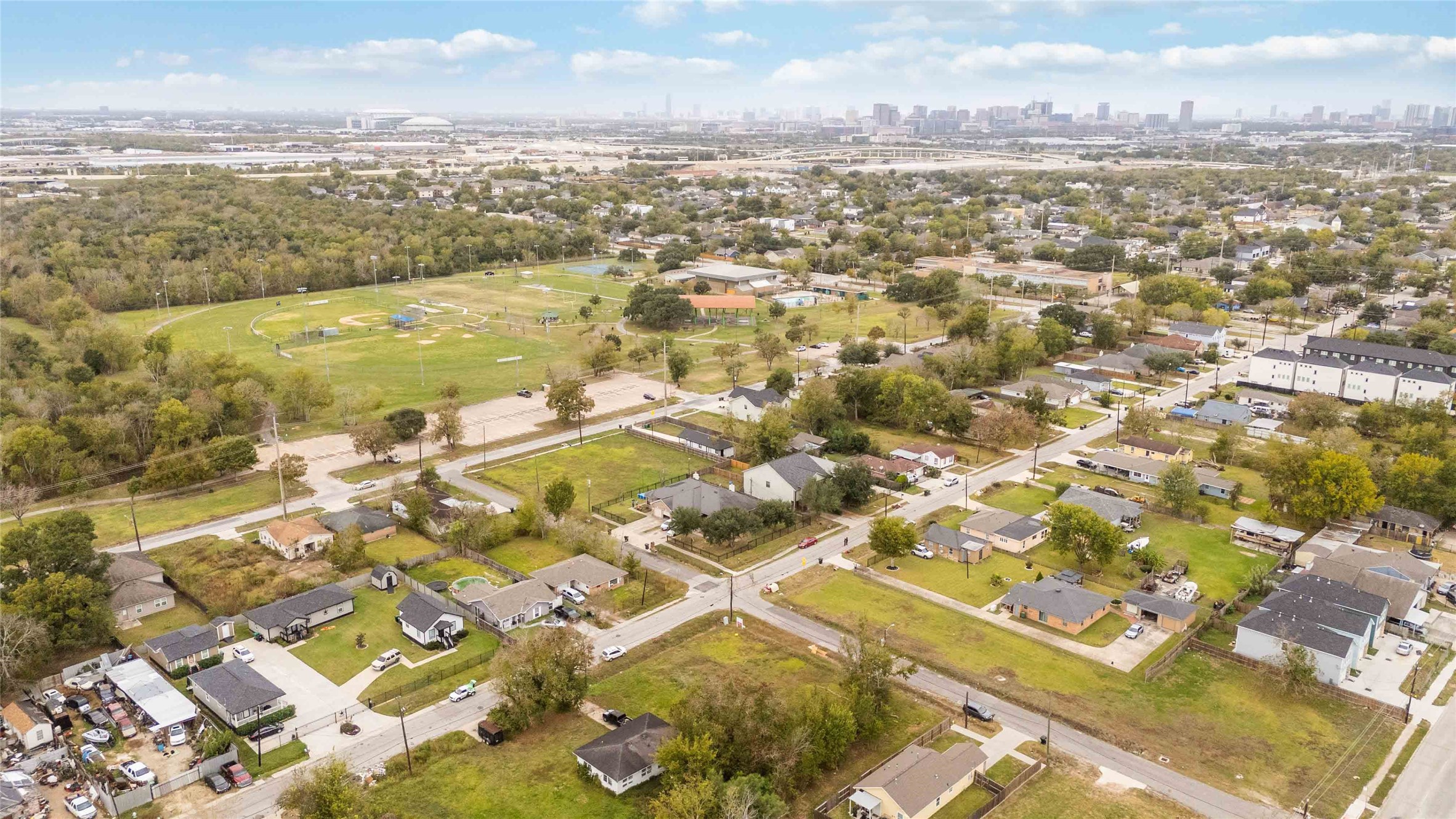 3720 Davenport Avenue, Houston, TX 77051