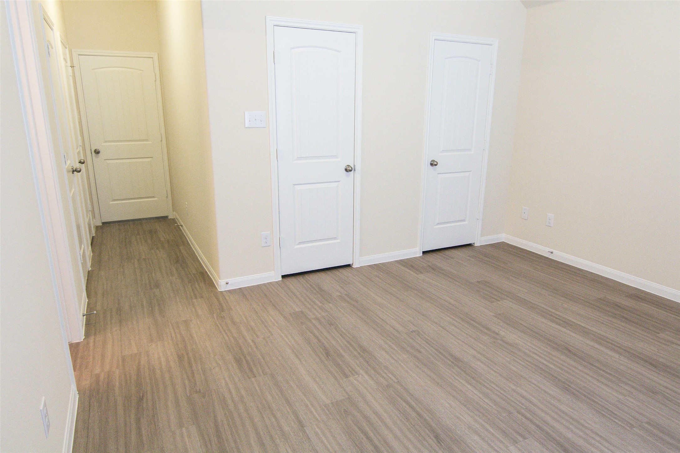 Photos may be representative of the floor plan and not the exact home. Finishes, layout, and features of the actual property for lease may vary. Photos may be representative of the floor plan and not the exact home. Finishes, layout, and features of the actual property for lease may vary.
