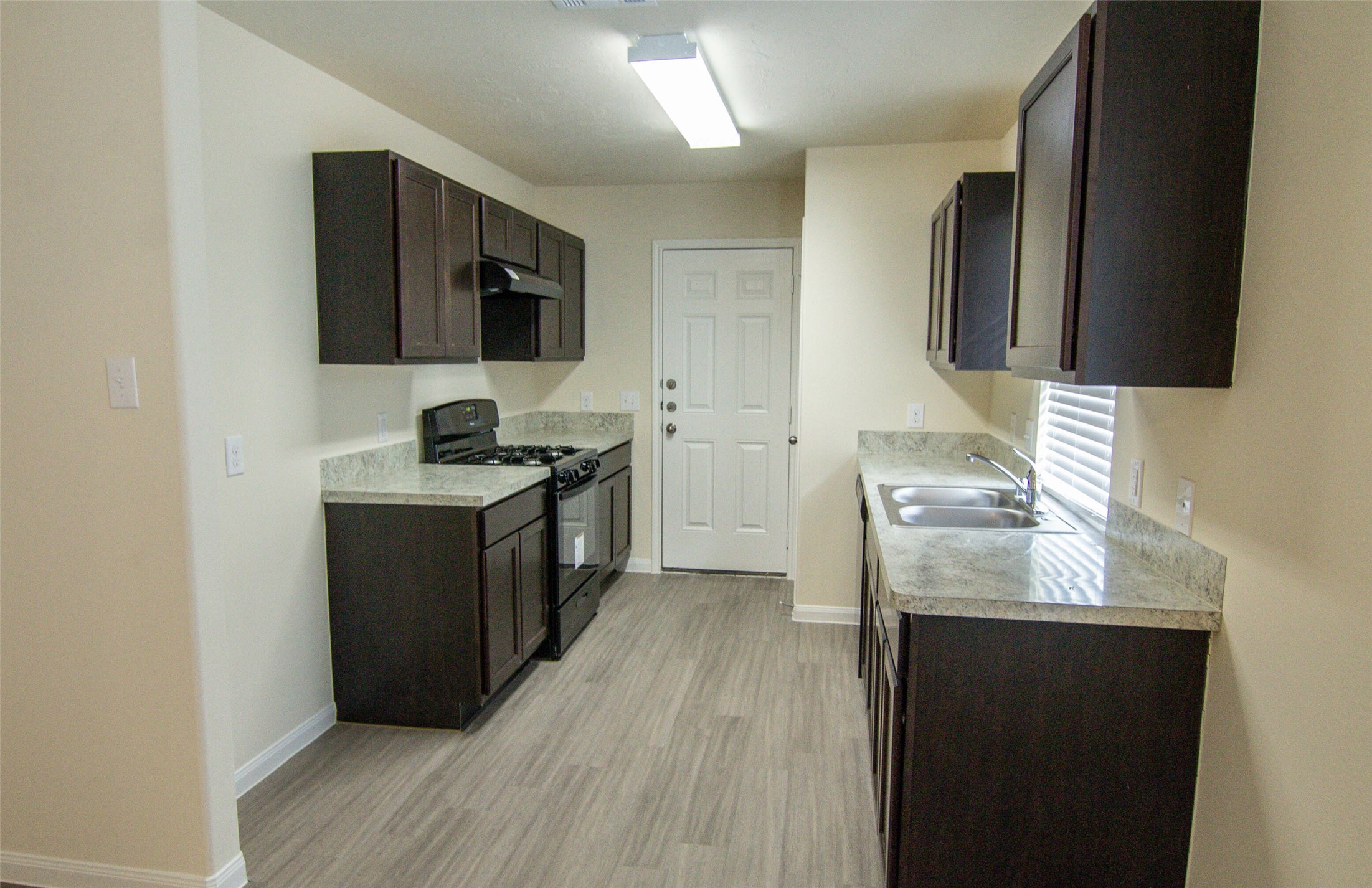 Photos may be representative of the floor plan and not the exact home. Finishes, layout, and features of the actual property for lease may vary. Photos may be representative of the floor plan and not the exact home. Finishes, layout, and features of the actual property for lease may vary.