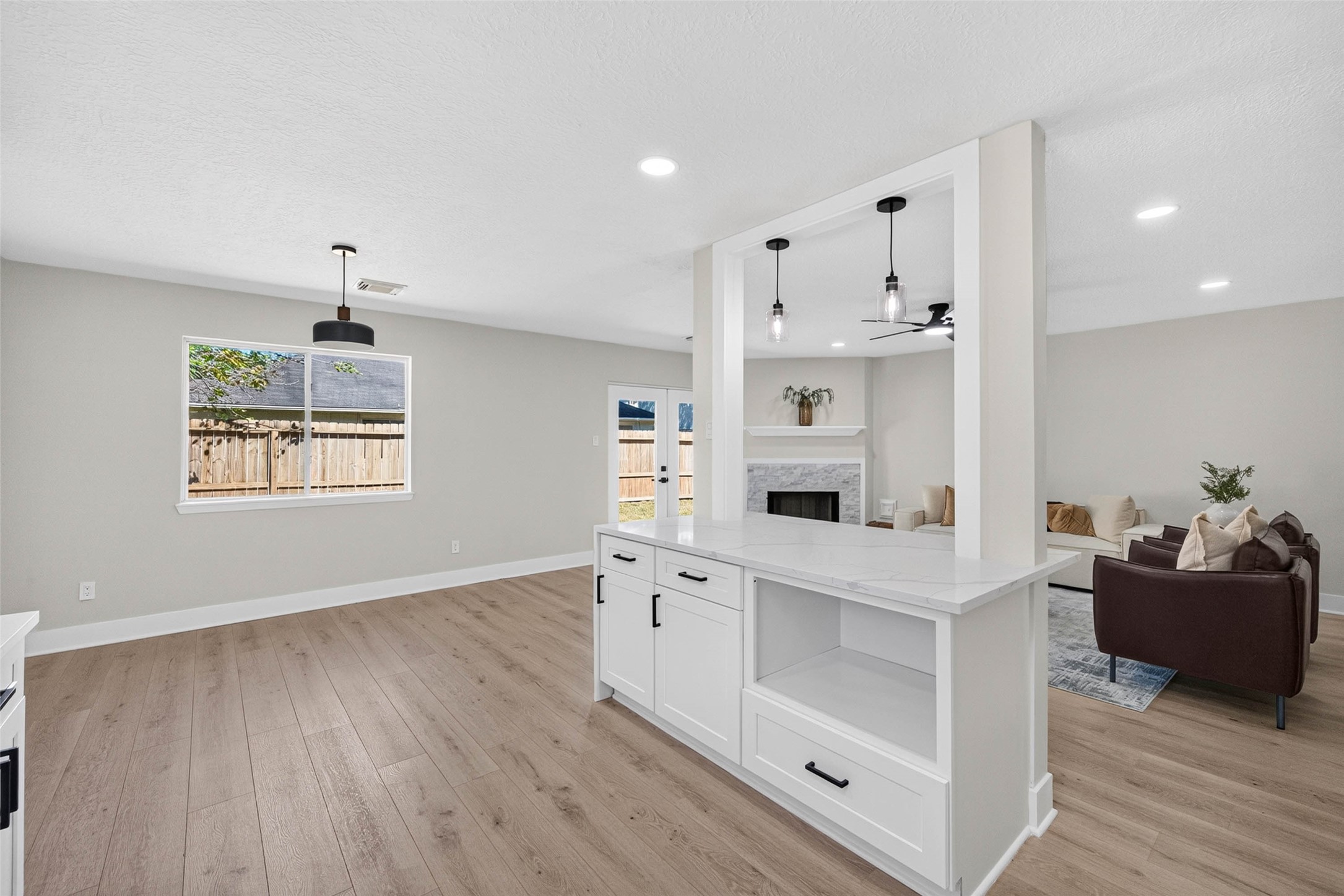 1723 Oak Ridge Drive, Kemah, TX 77565