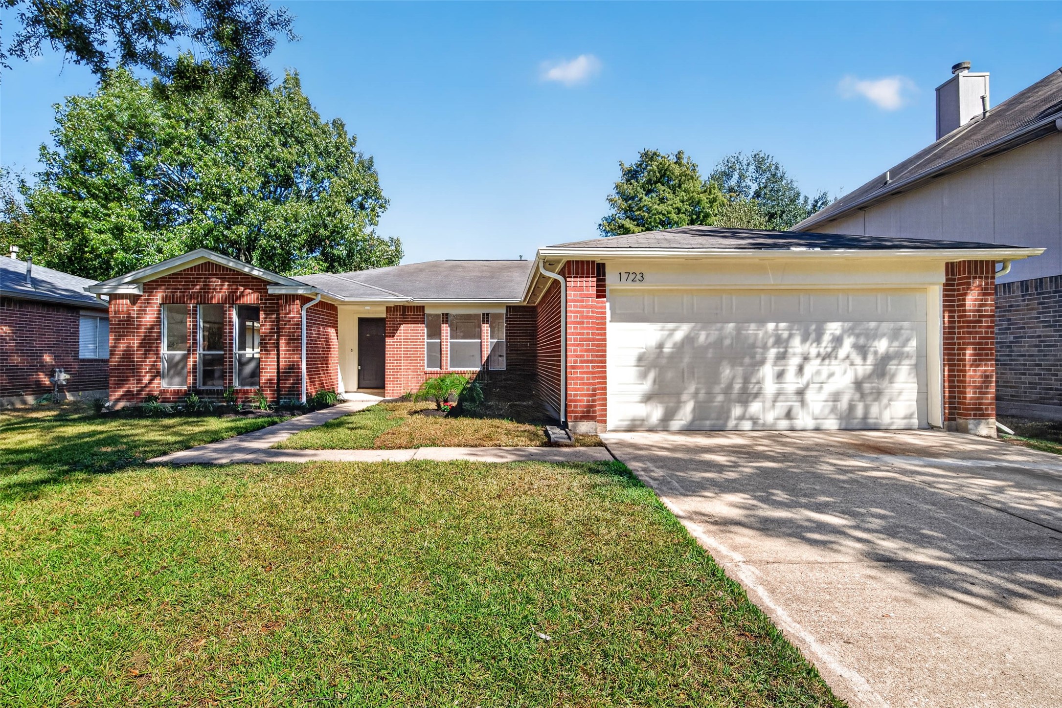 1723 Oak Ridge Drive, Kemah, TX 77565 1723 Oak Ridge Drive, Kemah, TX 77565
