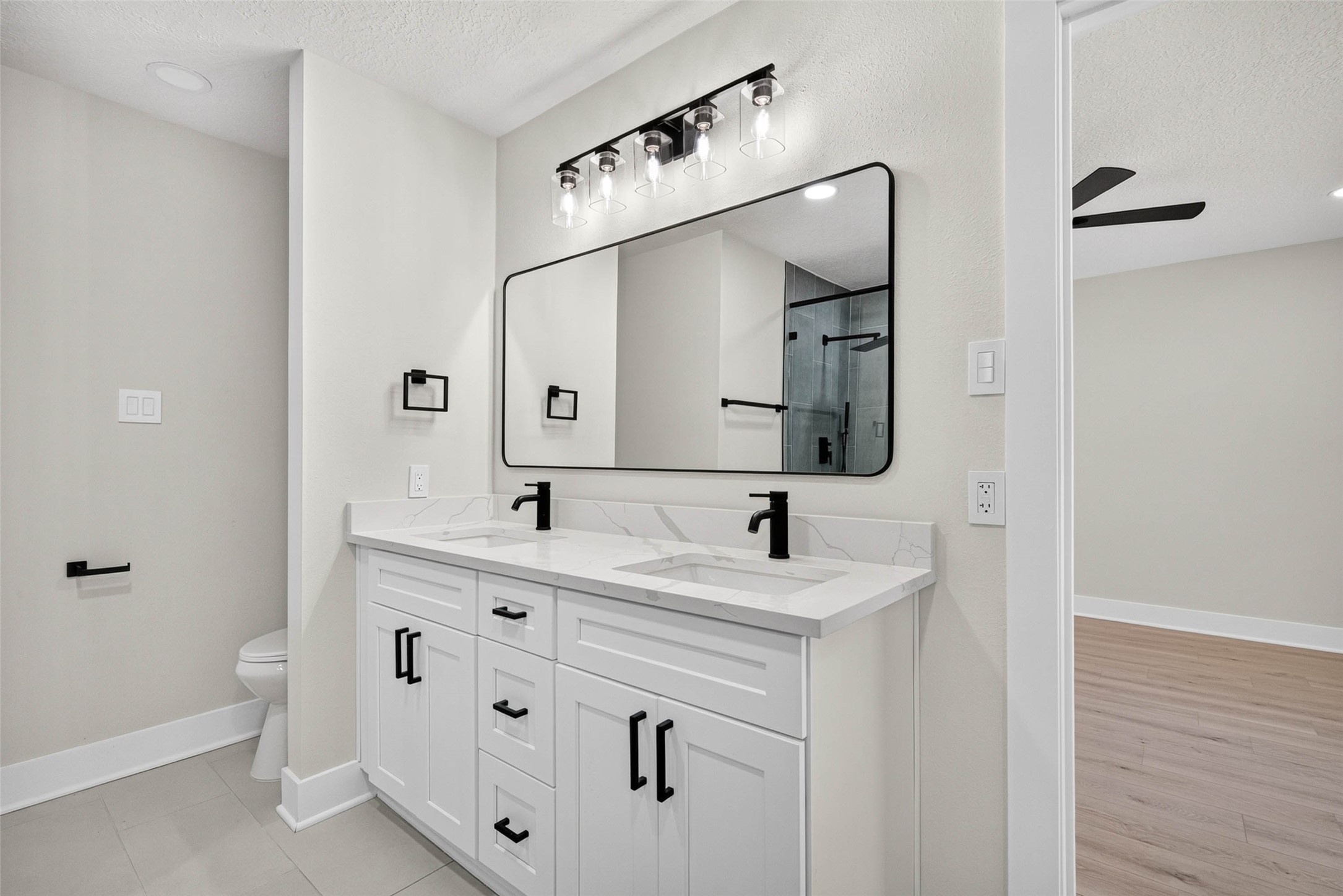 Double sinks in the primary bathroom.